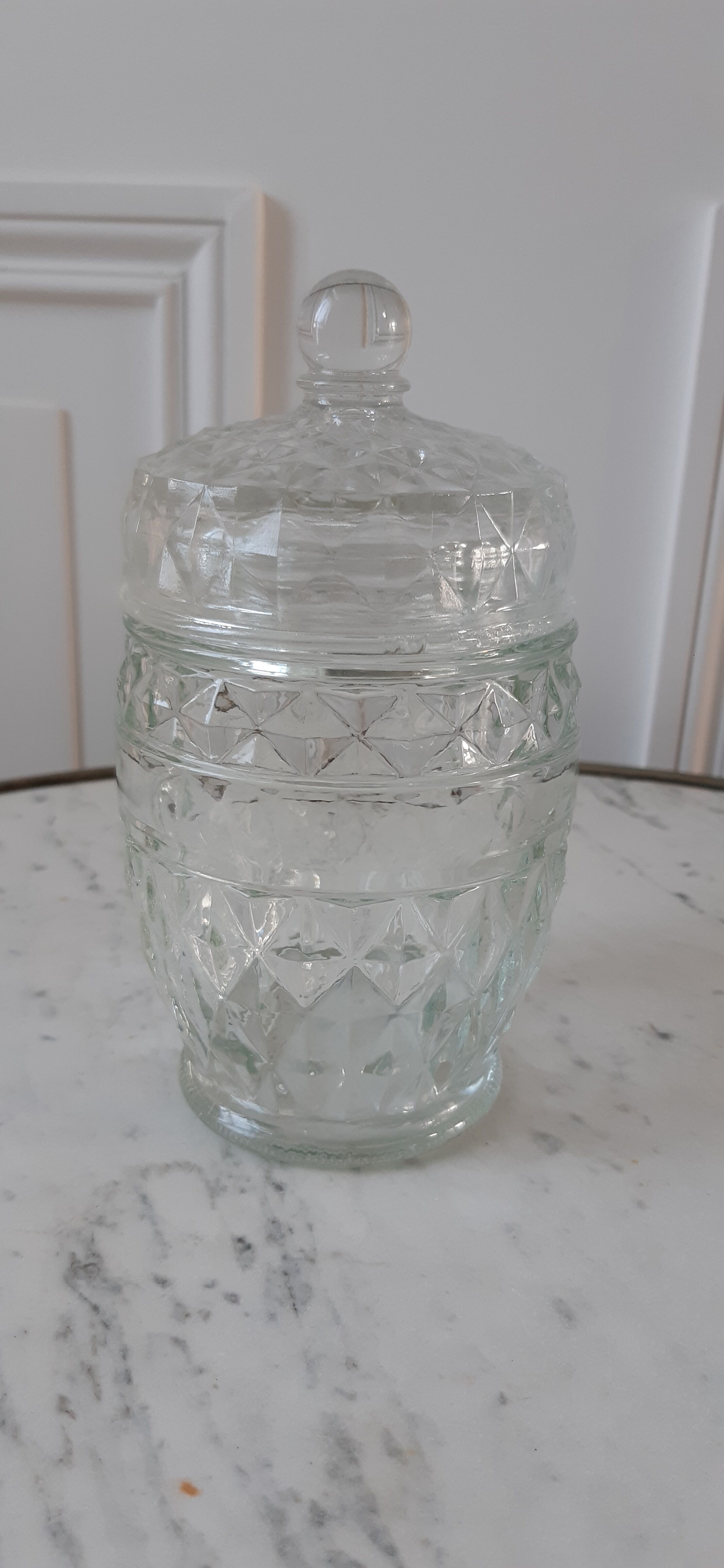 Vintage box / candy box