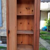 Armoire parisienne