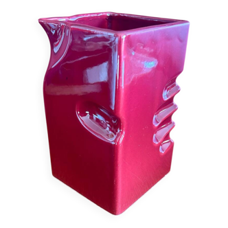 Ambidextrous ceramic carafe