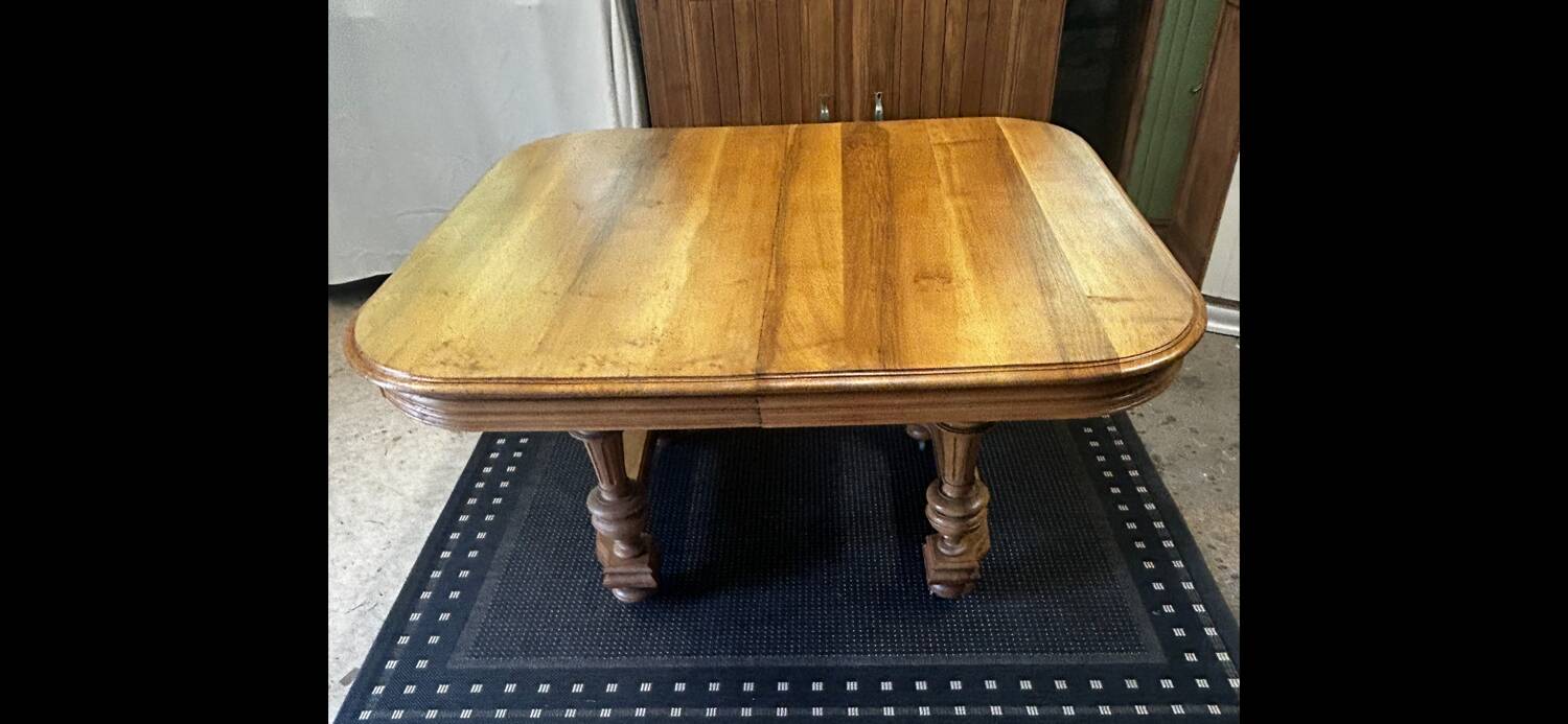 Table à manger Henri II