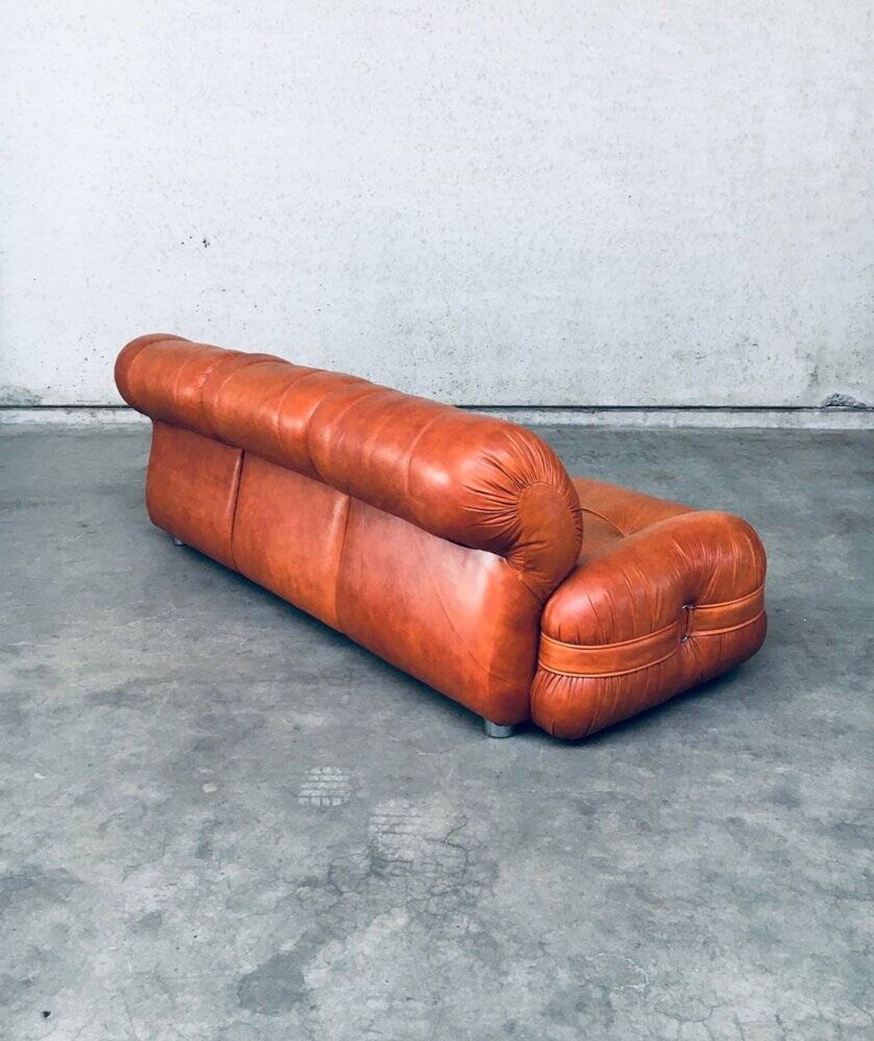 Mid-Century Modern Italian Leather 3 Seat Sofa, 1970s