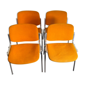 chaises modèle dsc 106