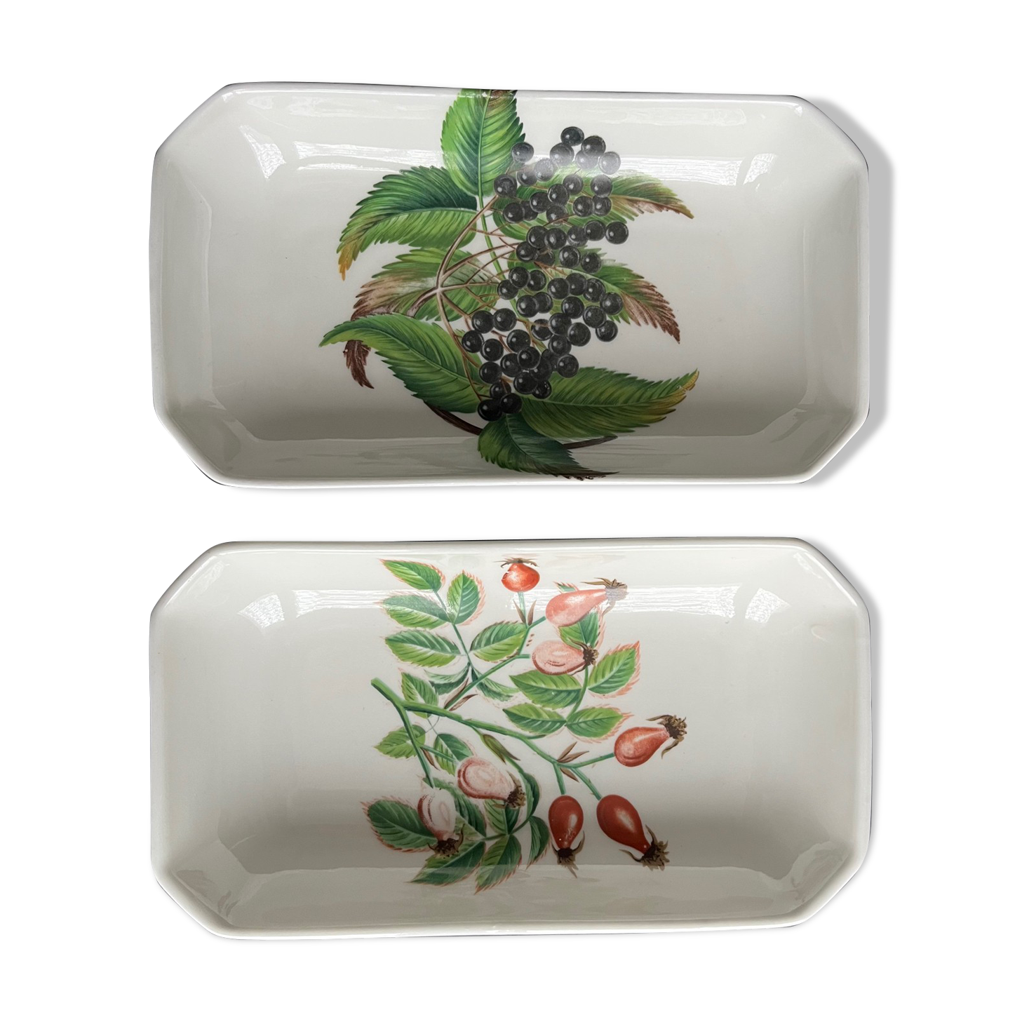 Pair of Paris porcelain ravines