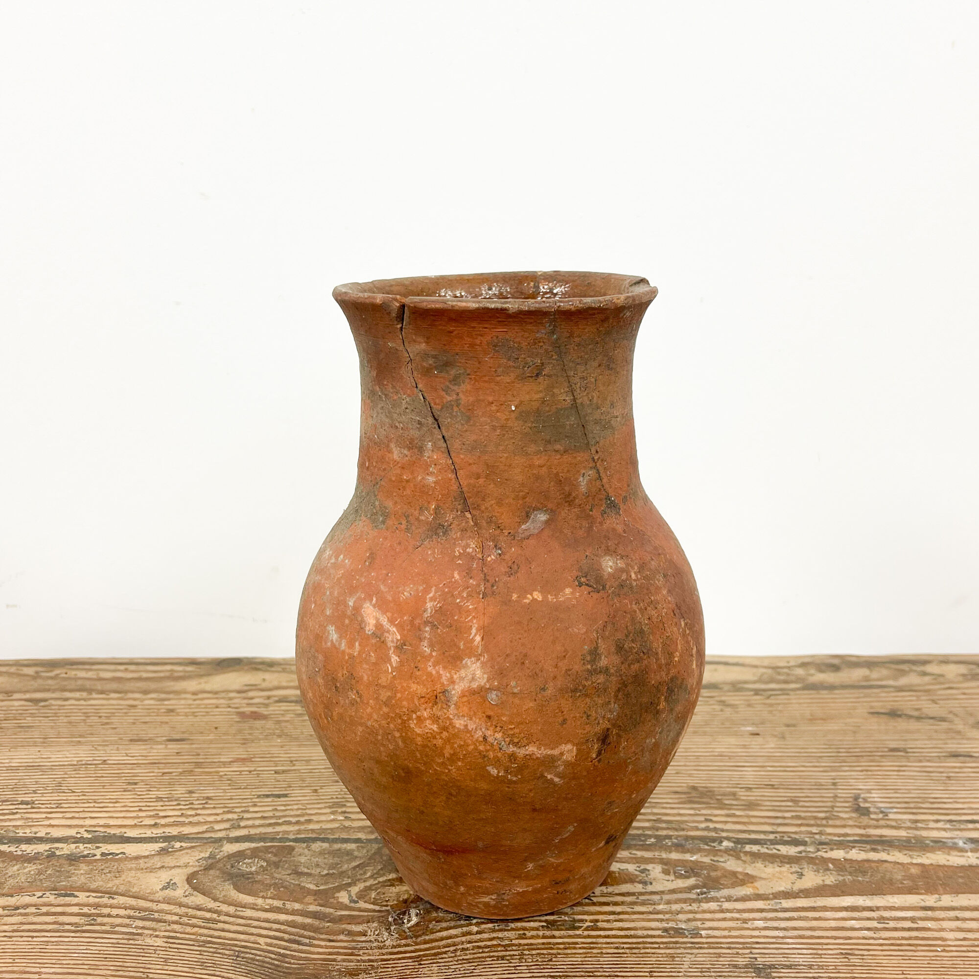 Batch of 9 antique terracotta vases