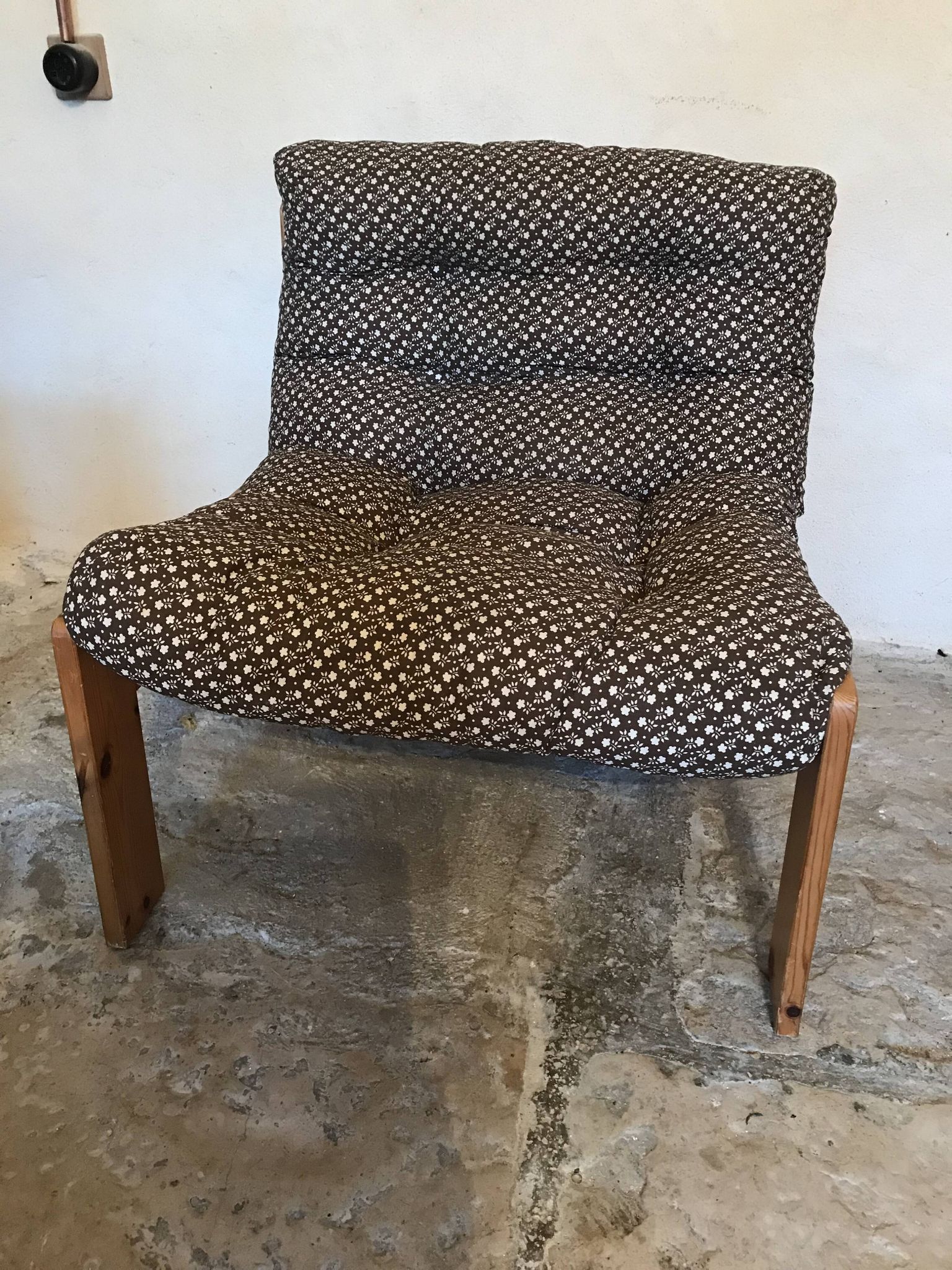 Vintage armchair in pine 1980's
