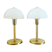 Pair of table lamps in brass and opaline lampshade