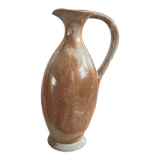 Sandstone pitcher