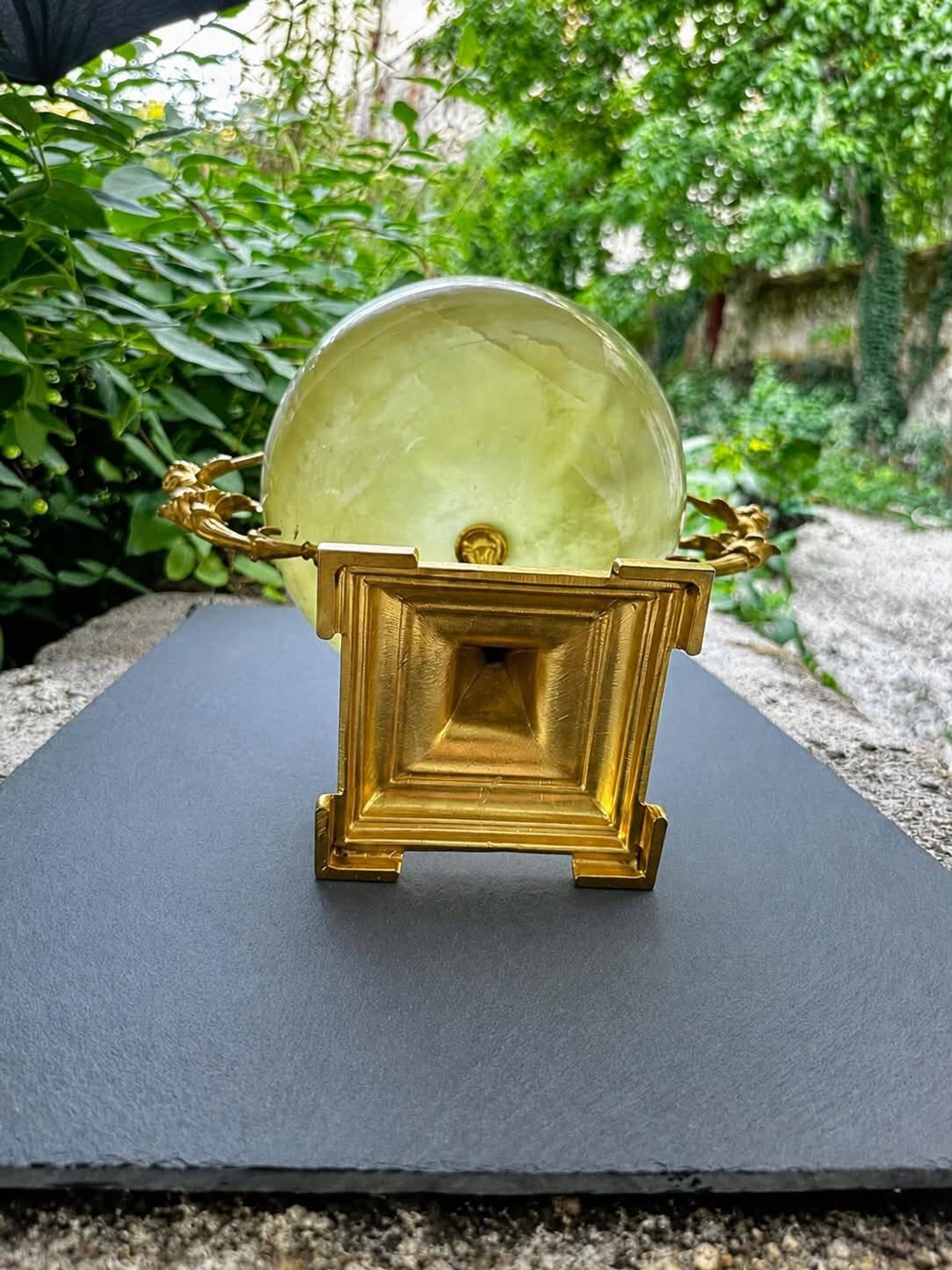 19th-century onyx and bronze fruit bowl tazza