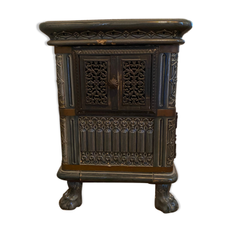 Ceramic stove