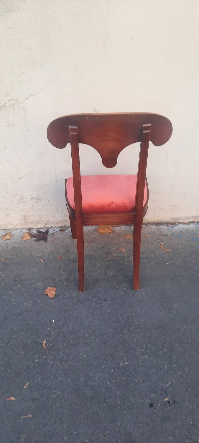 Empire style chair