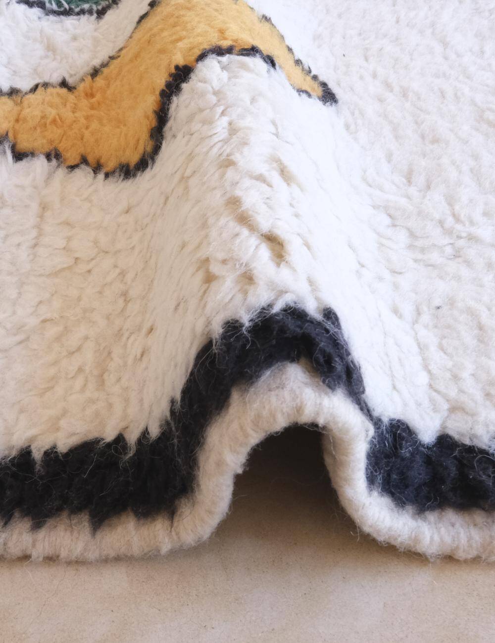 Modern Berber Rug - 360 x 275 cm