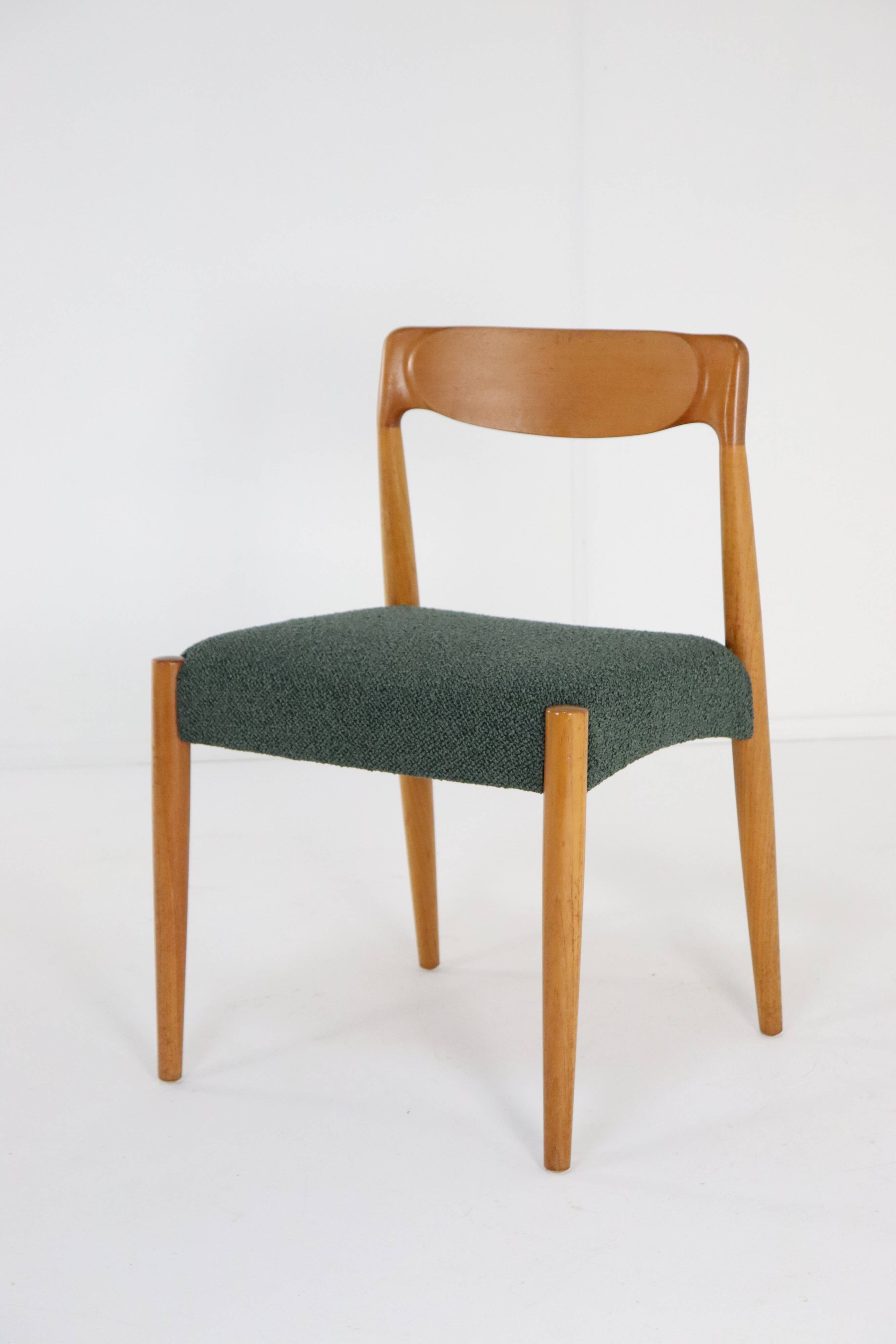 Set of 4 Danish Chairs 'Bjerremose'