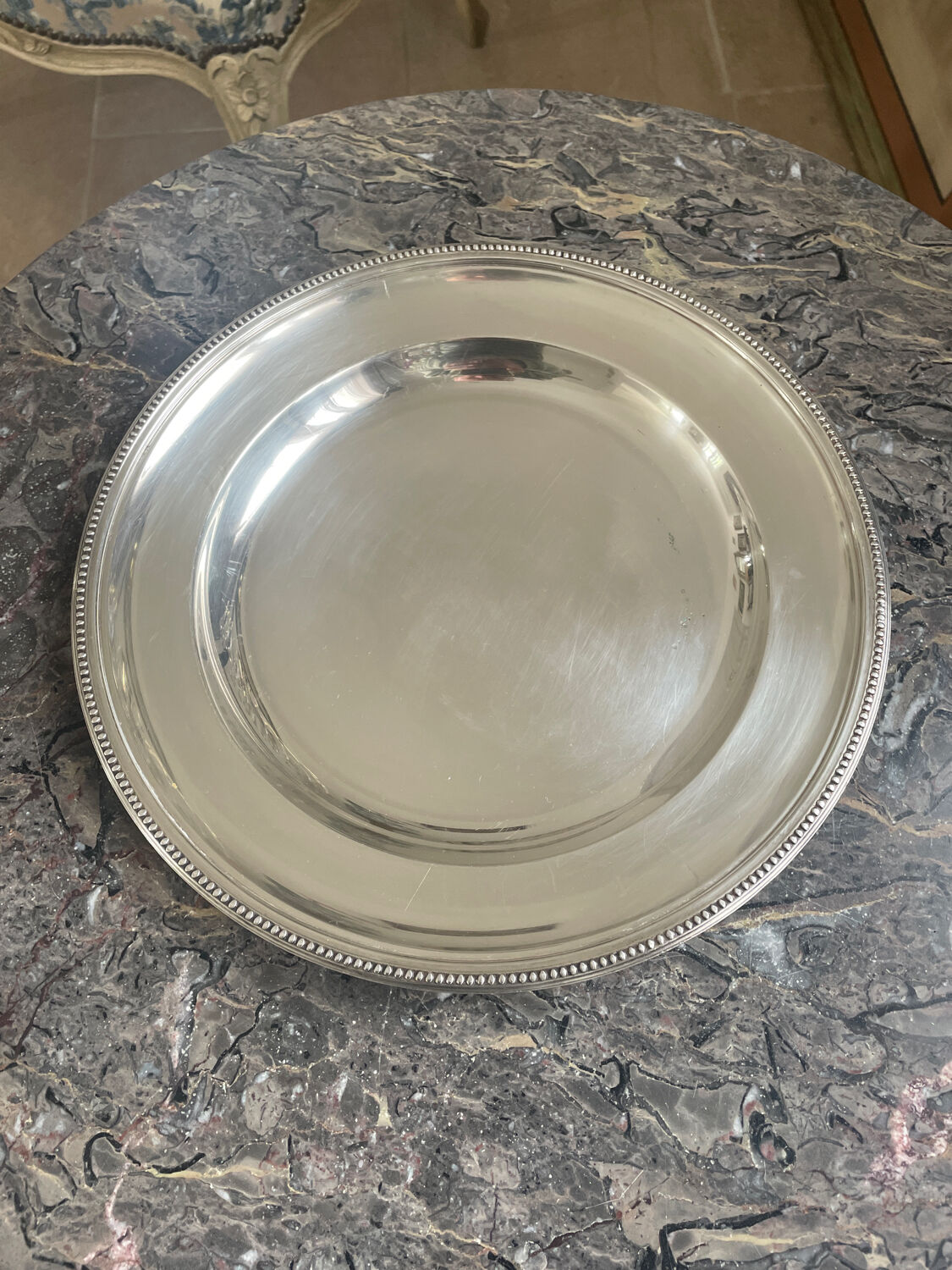 Flat Christofle round silver metal