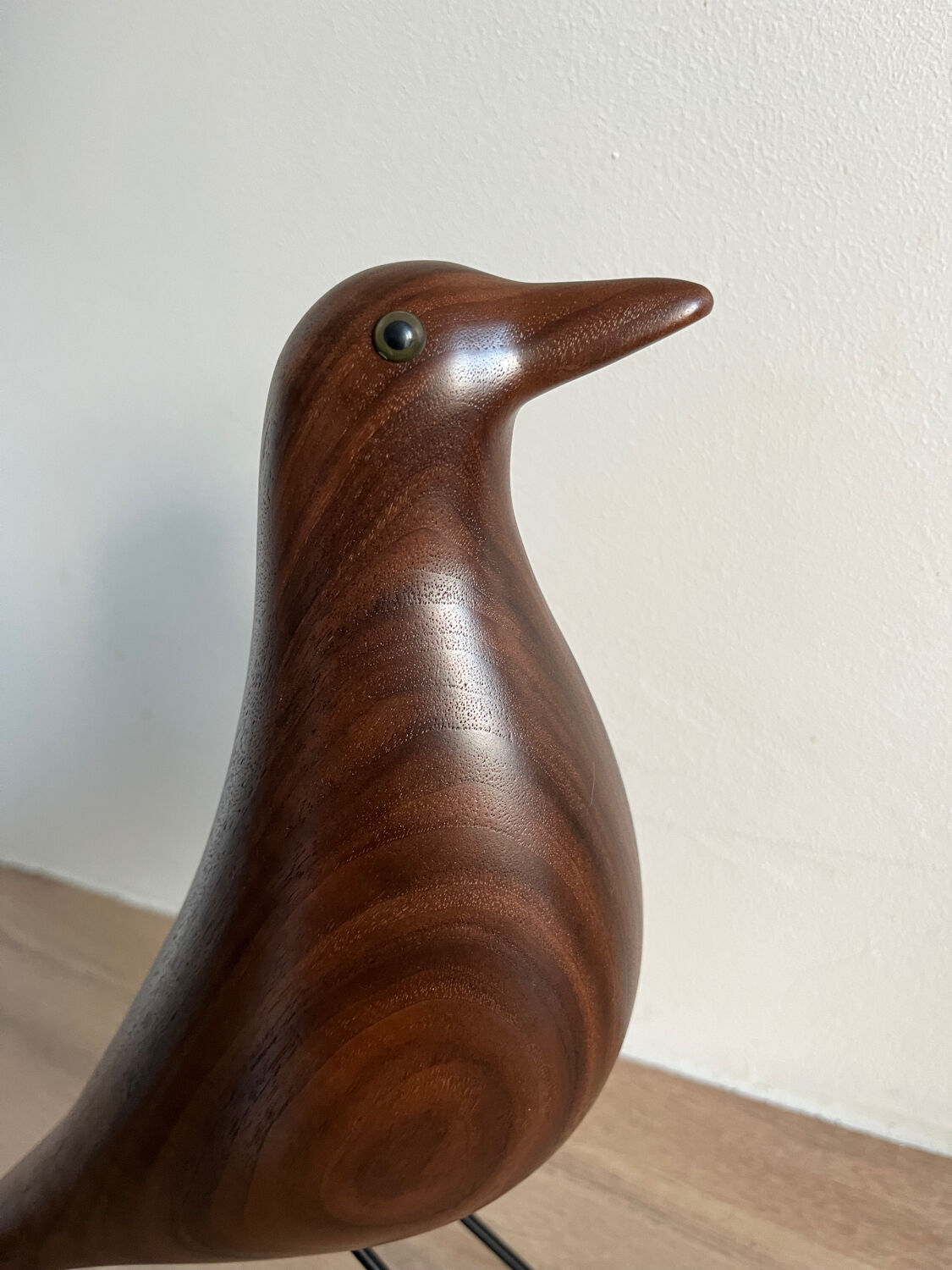 Sculpture Bird Walnut Vitra Eames