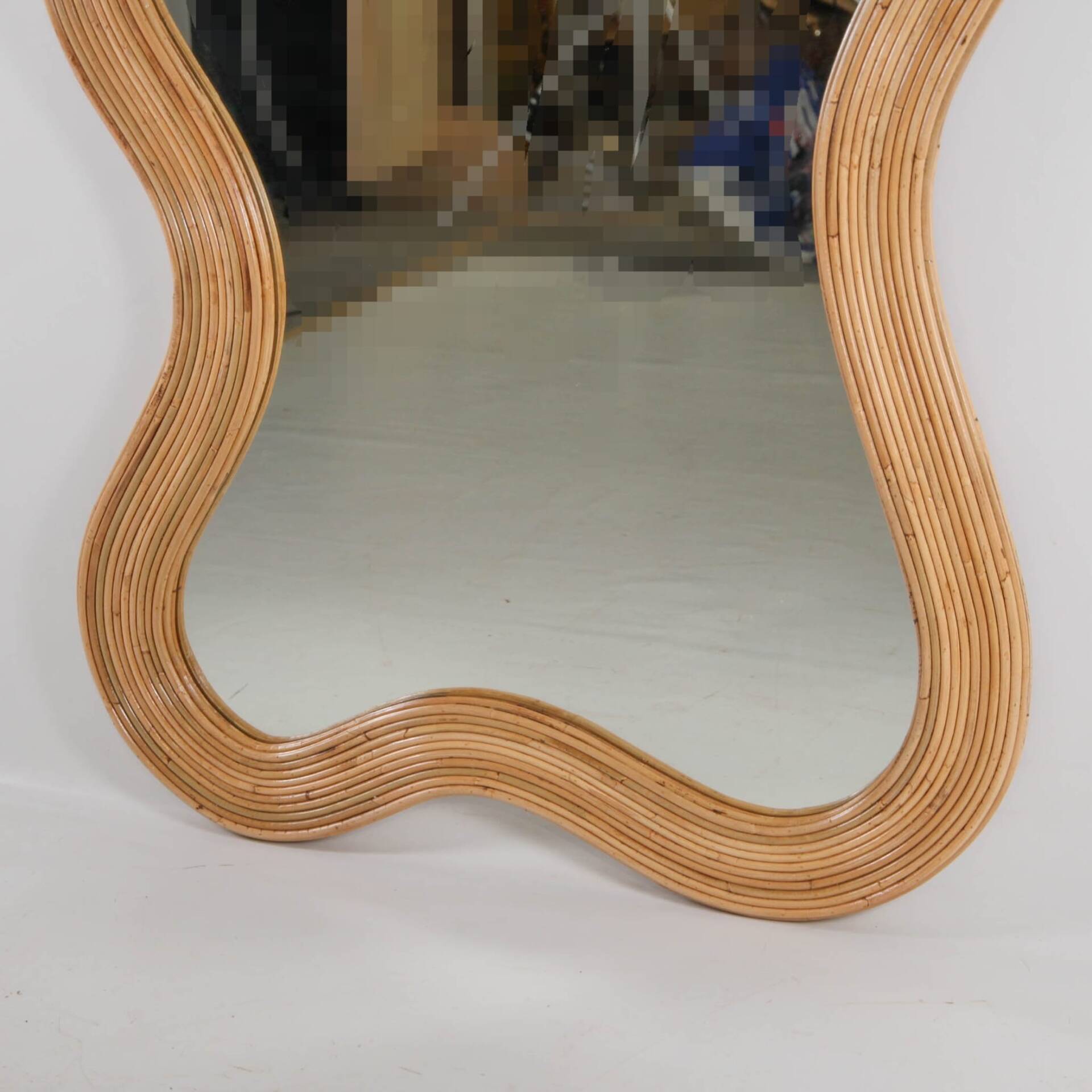 Large "waves" rattan mirror