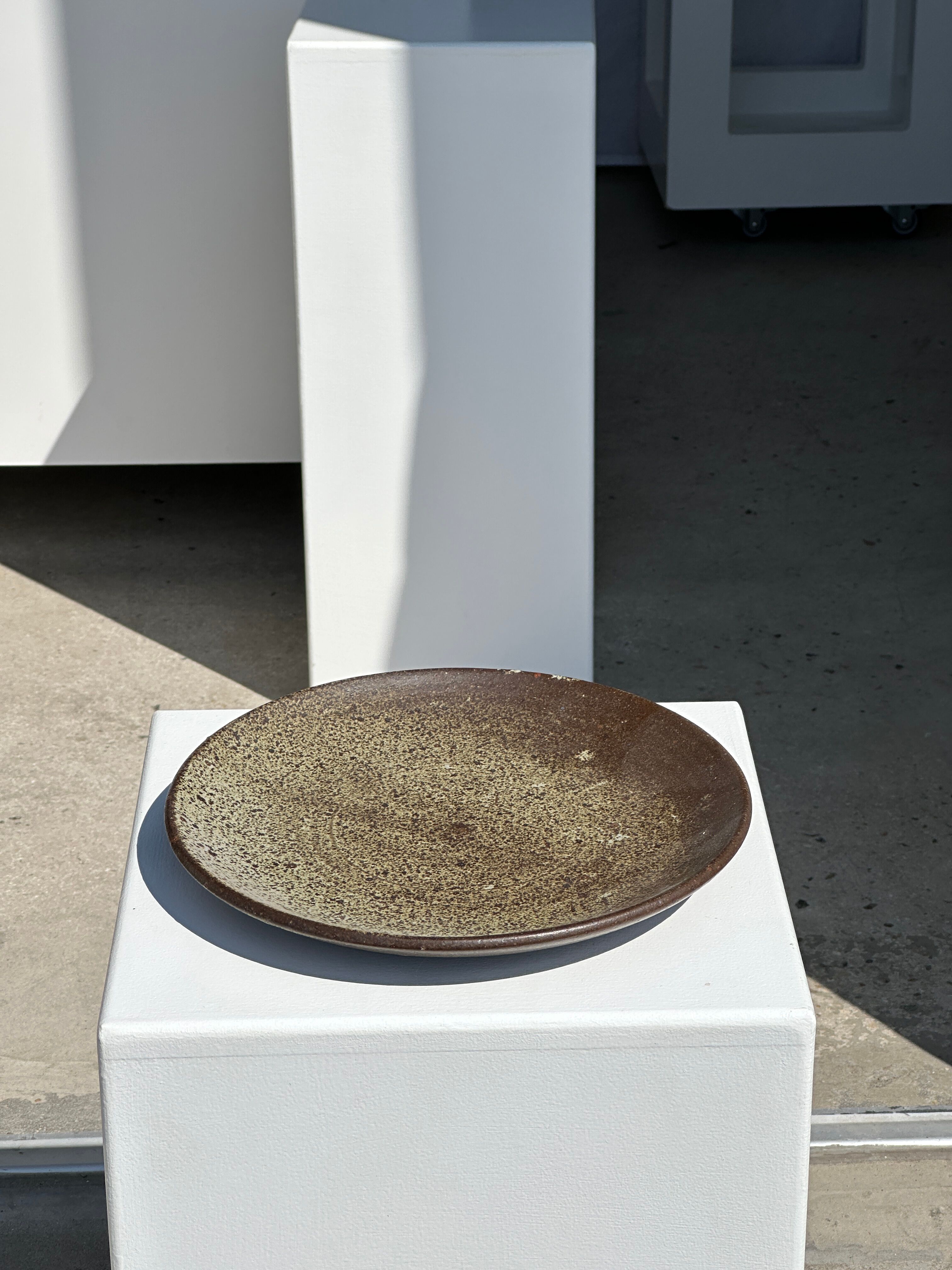 Indonesian green ceramic dish D:26.5