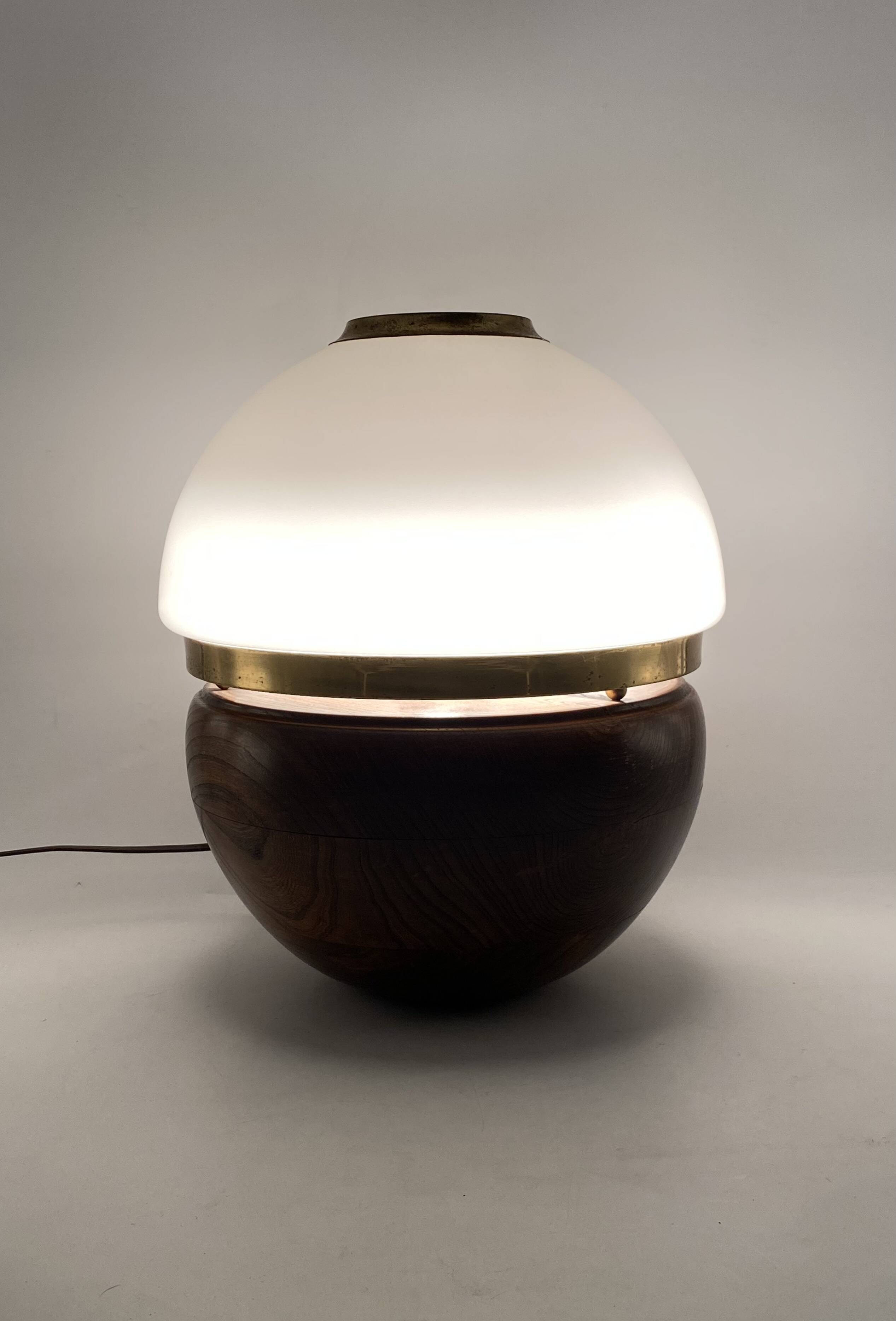 Luigi Caccia Dominioni, rare table lamp, Azucena Italy, 1970s