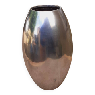 1960s vase in polished cast aluminum