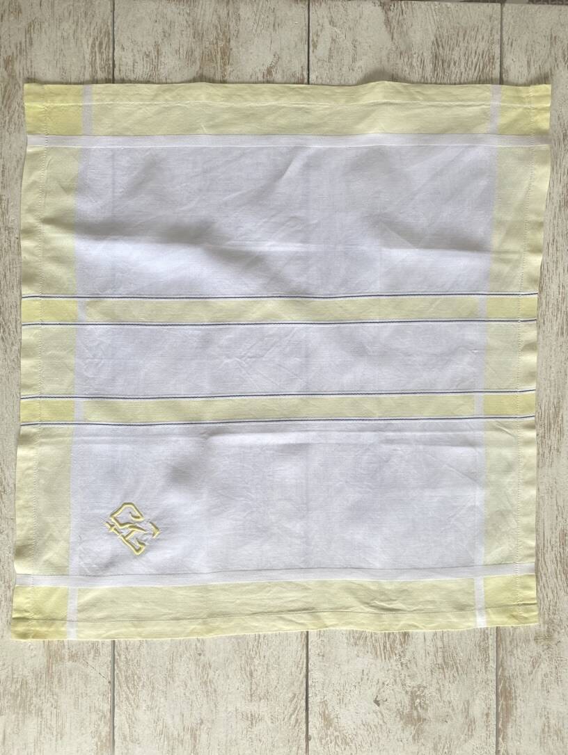 8 antique damask napkins monogrammed CG - Métis - 57x58 cm