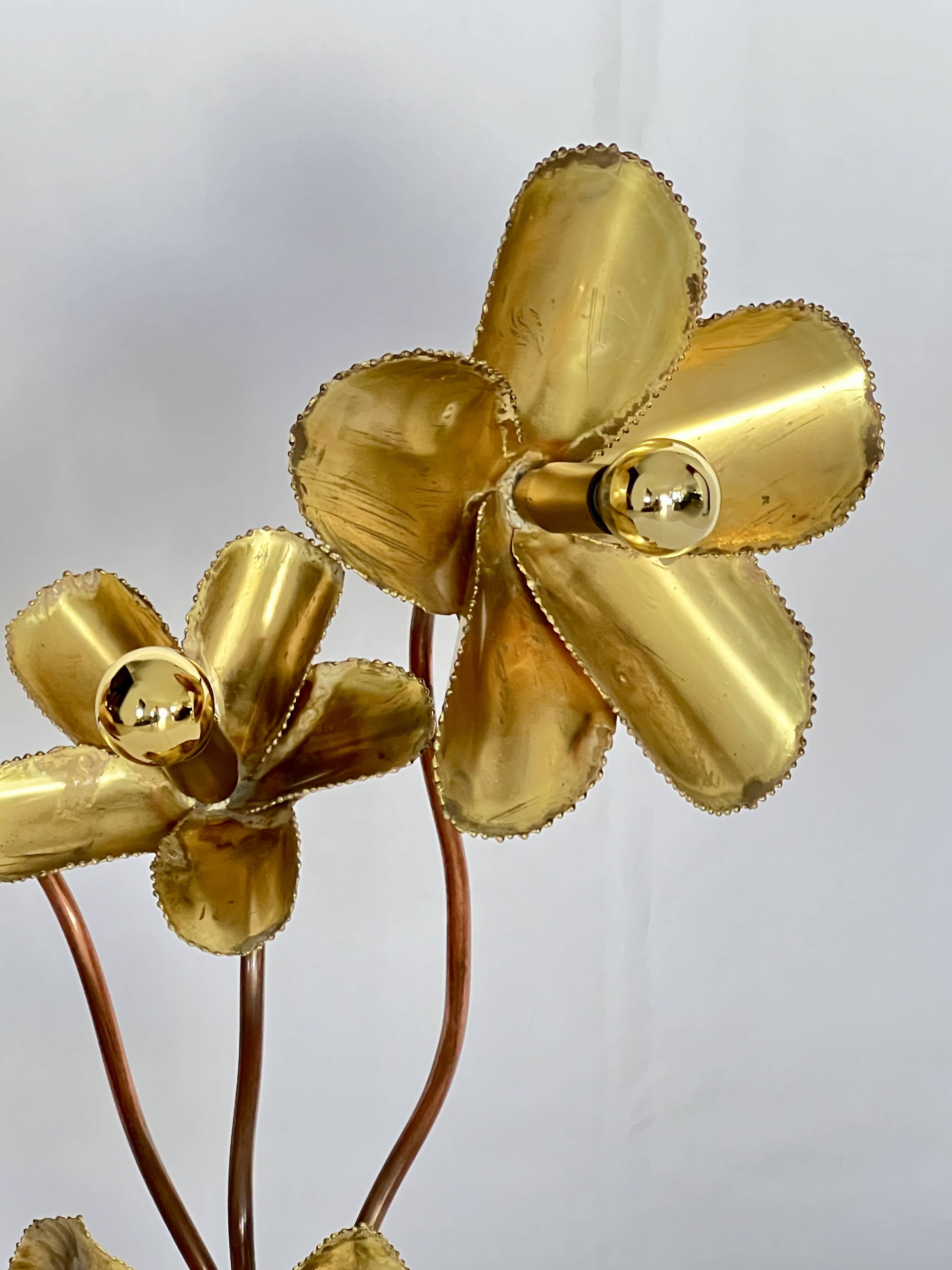 "Nénuphars" lamp by Maison Honoré, Paris, France, 1970s.