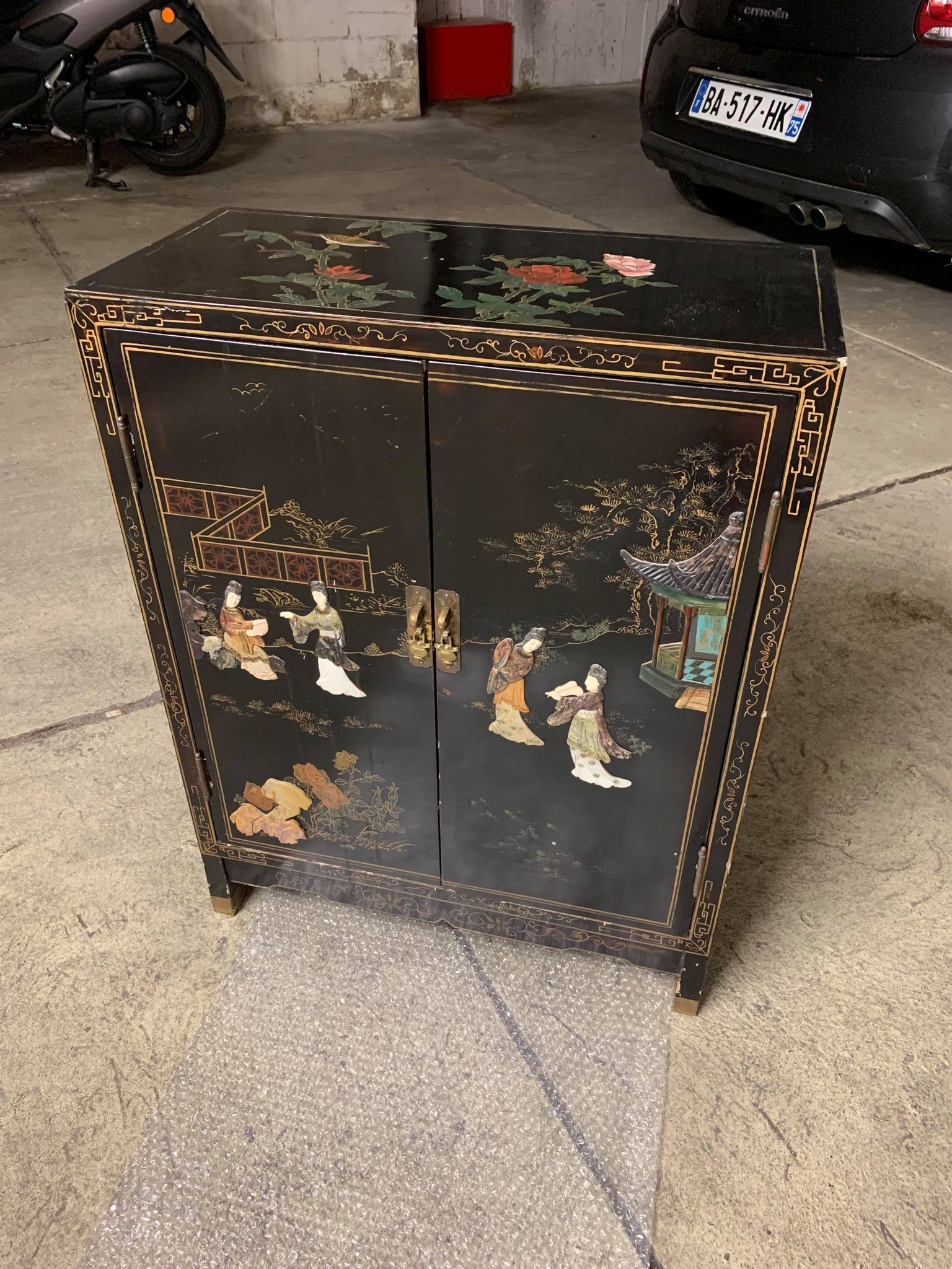 Chinese furniture