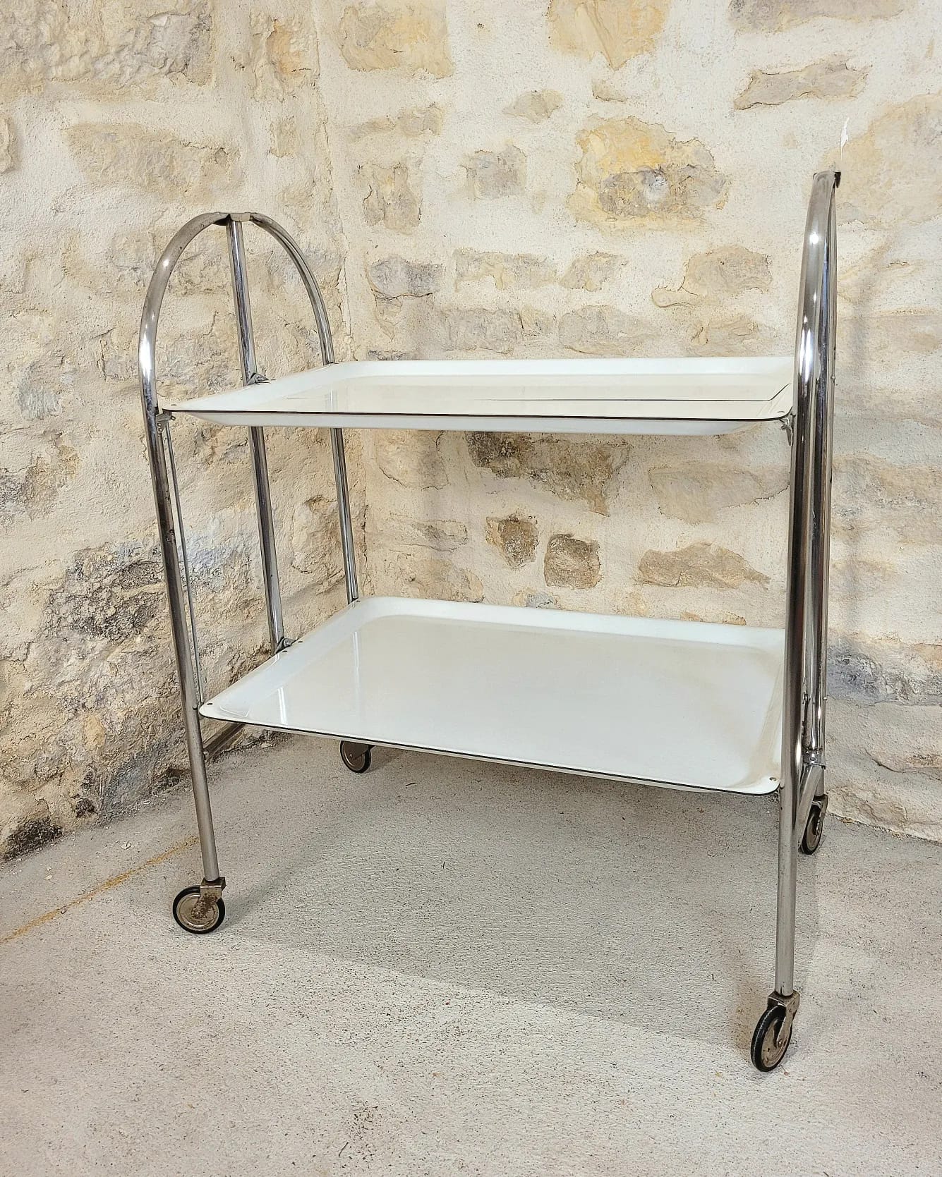 Vintage folding service