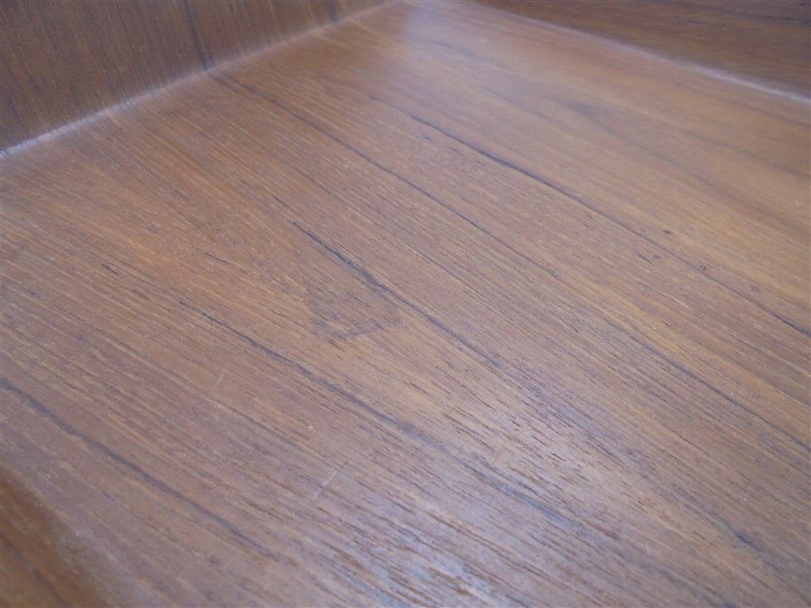 Document storage tray