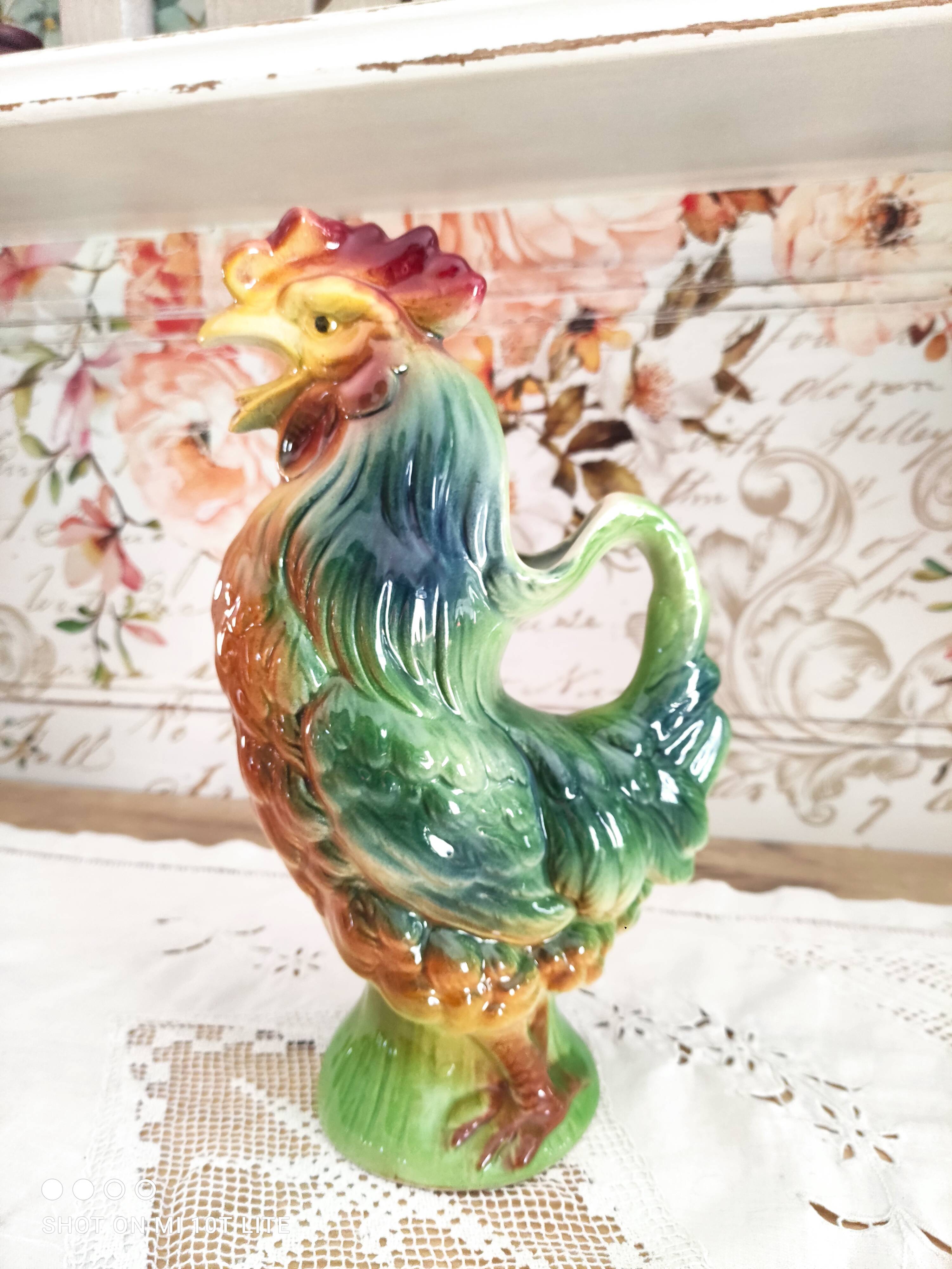 Pitcher in zoomorphic slip Rooster of the earthenware factory of Saint Clement