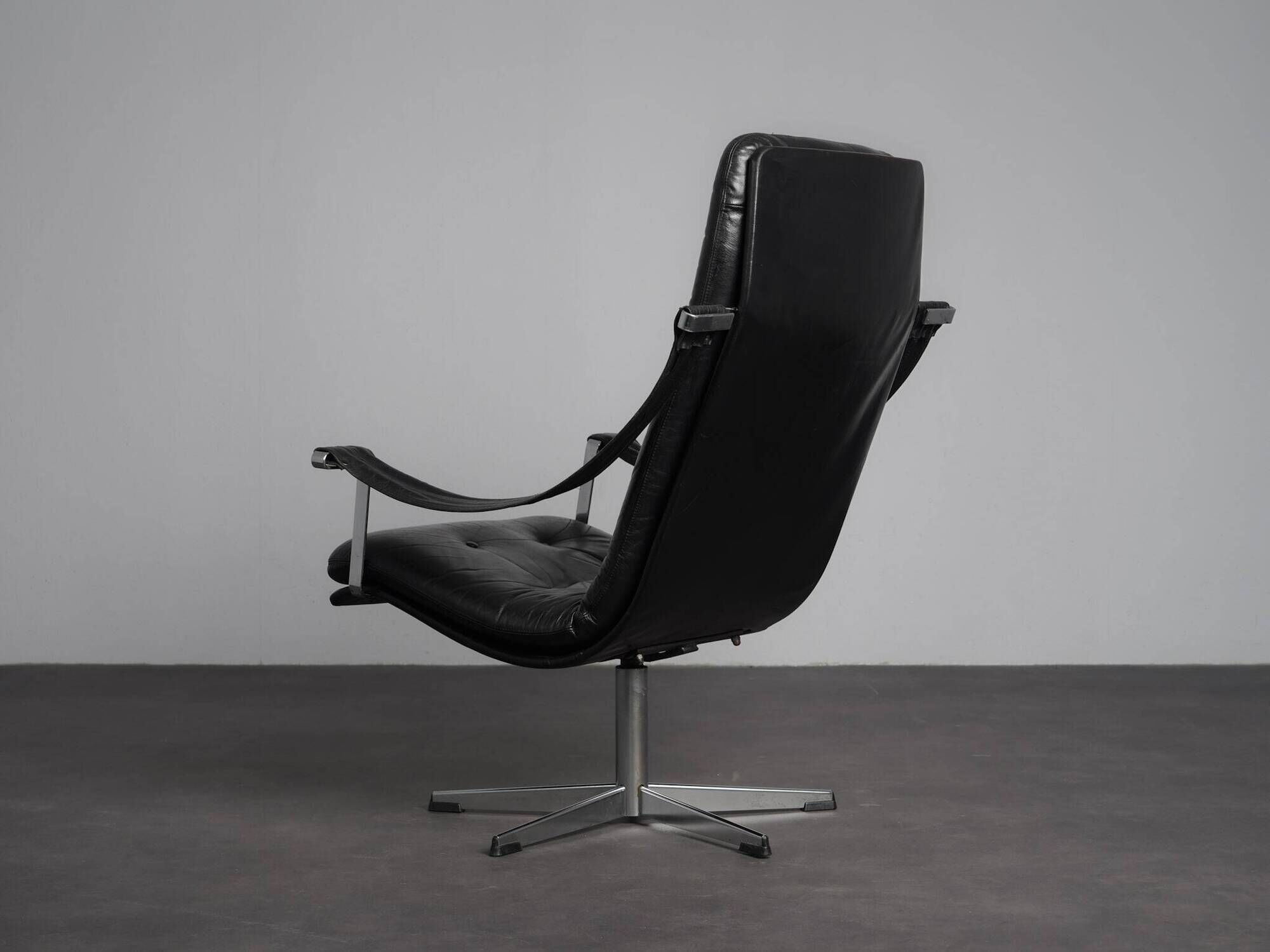 Modernist Black Leather Swivel Lounge Chair, Netherlands, 1960s