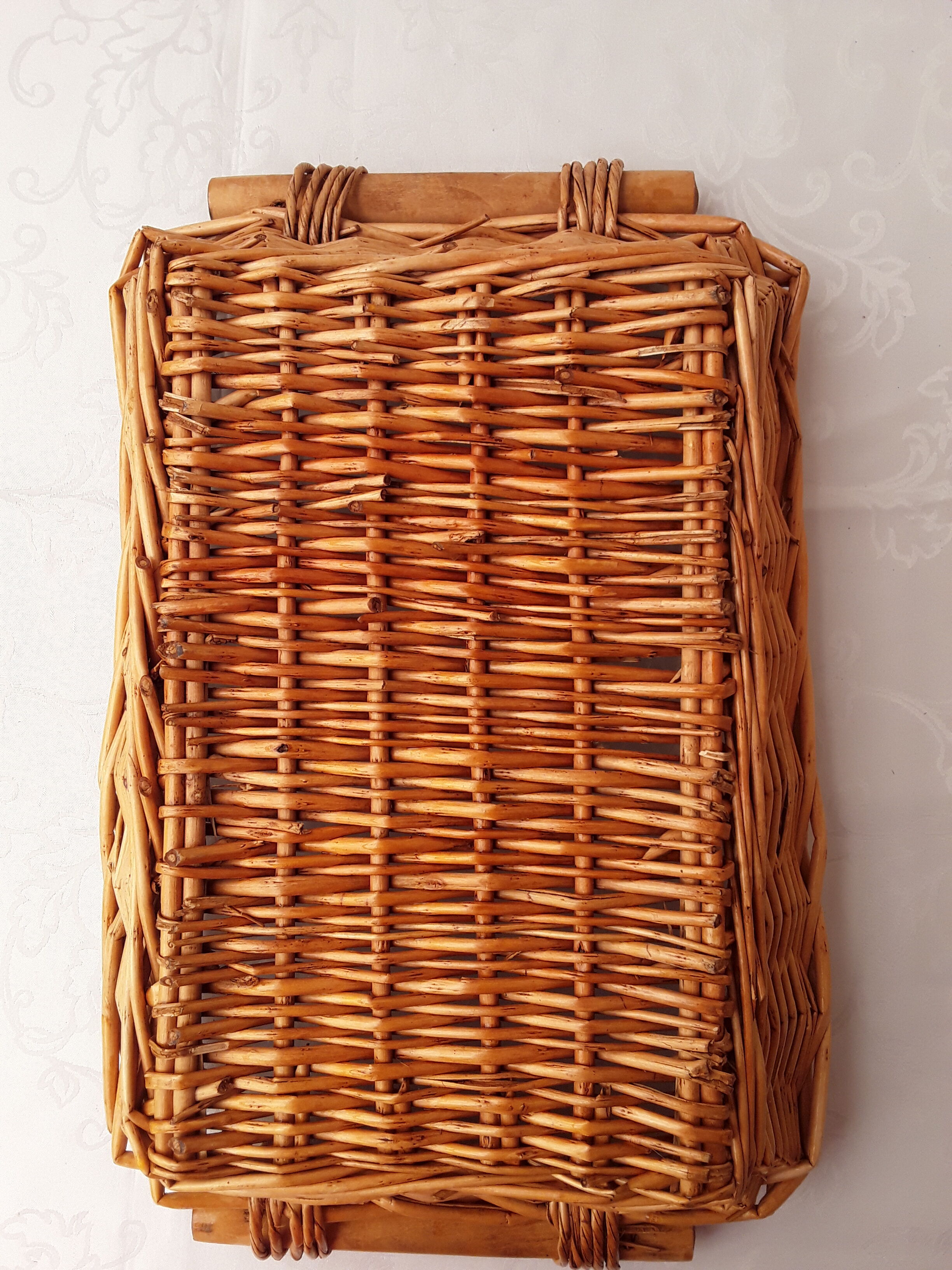 Wicker basket