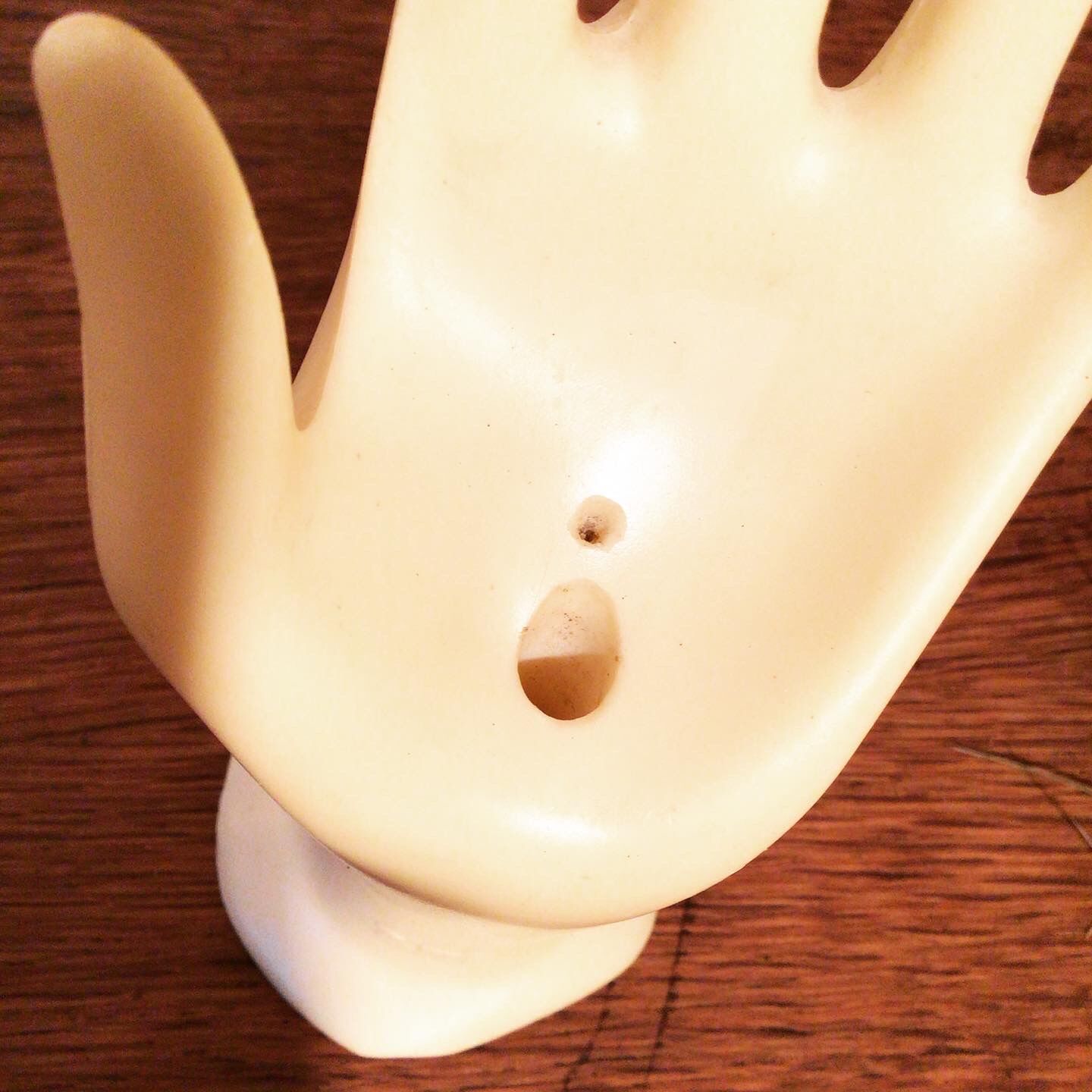 Hand baguier vase Yves Rocher