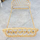 Rattan basket bed