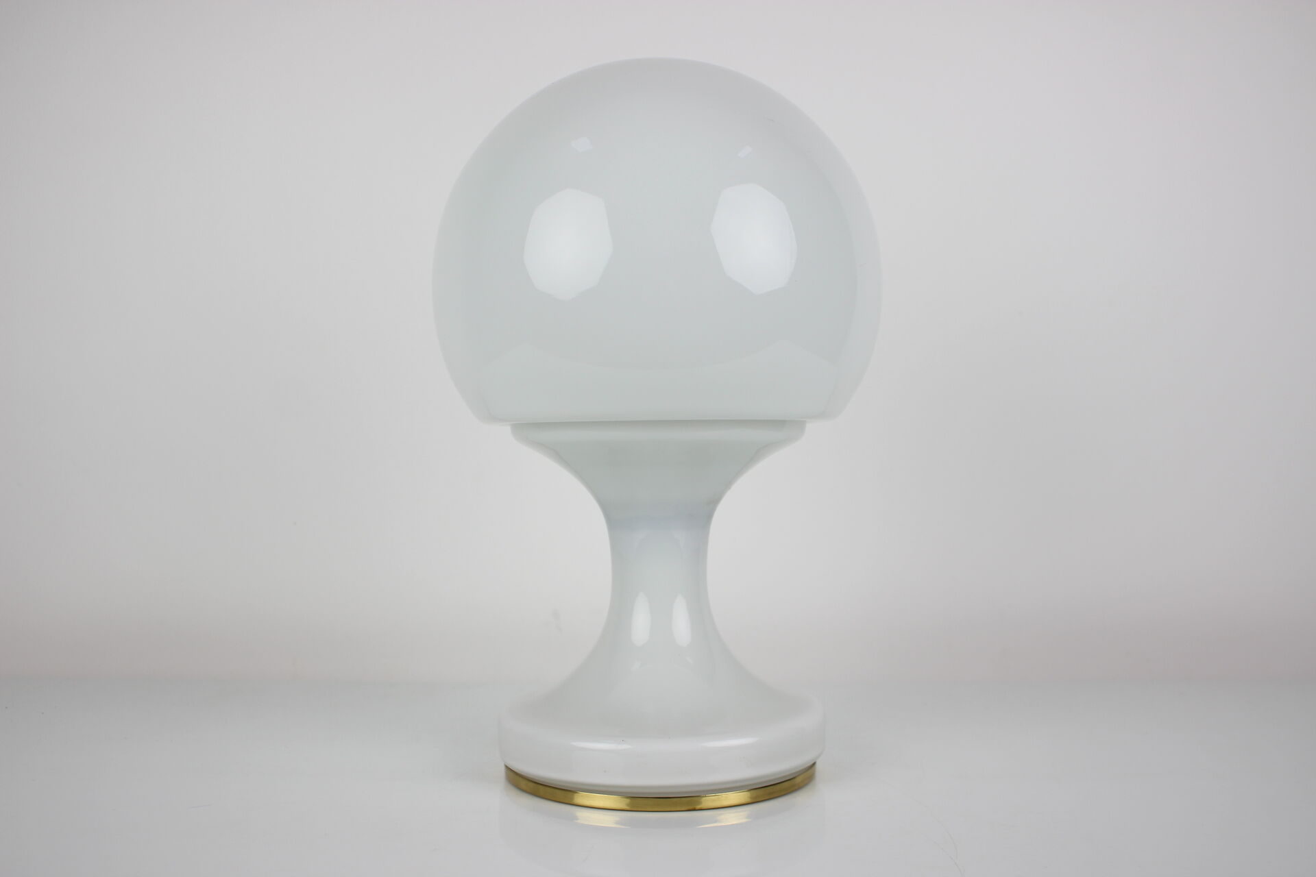 Mid-century all glass table lamp/ Osvětlovací sklo Valašské Meziříčí, 1970's.