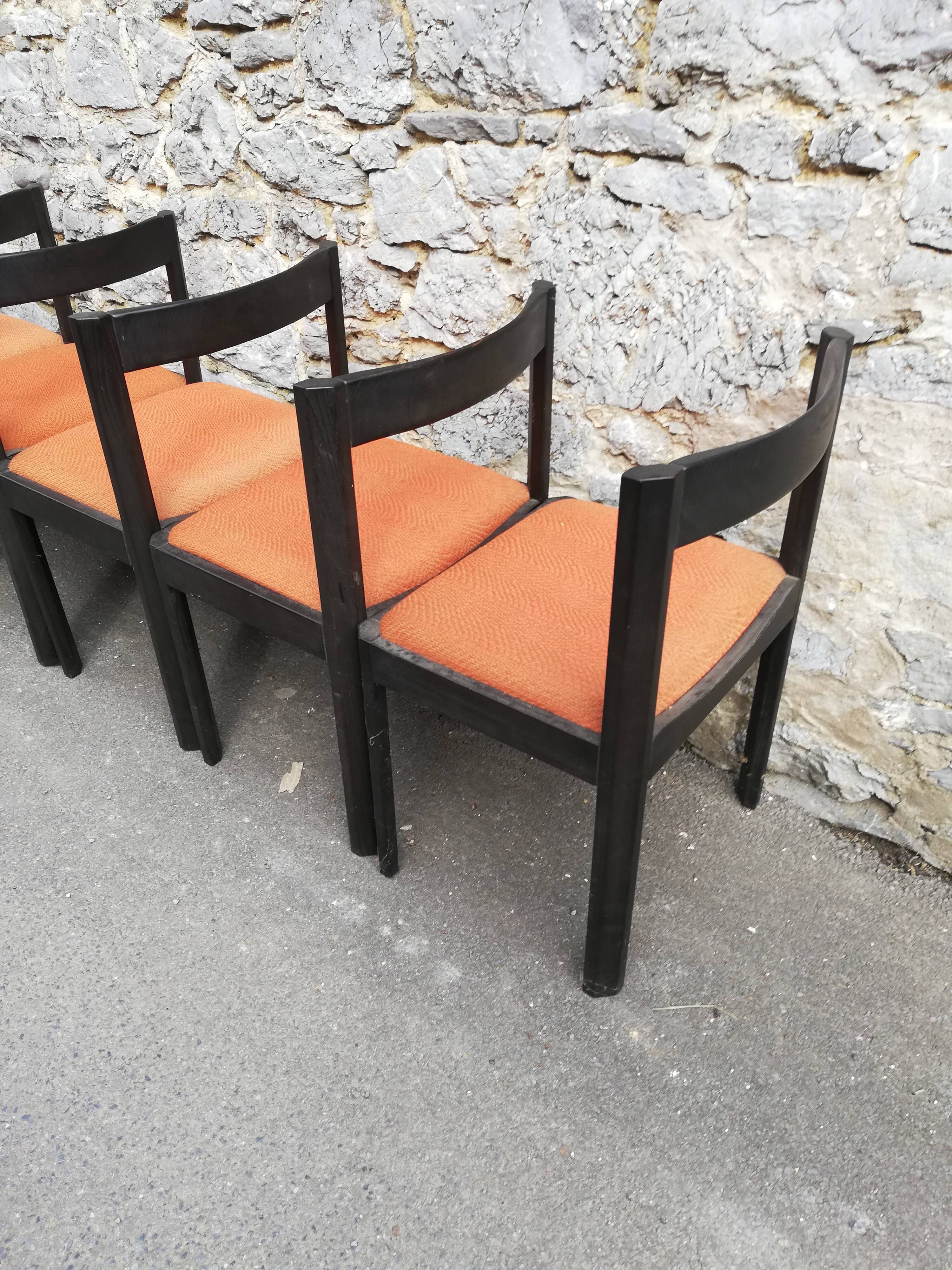 Chaises design graphique brutaliste 1970