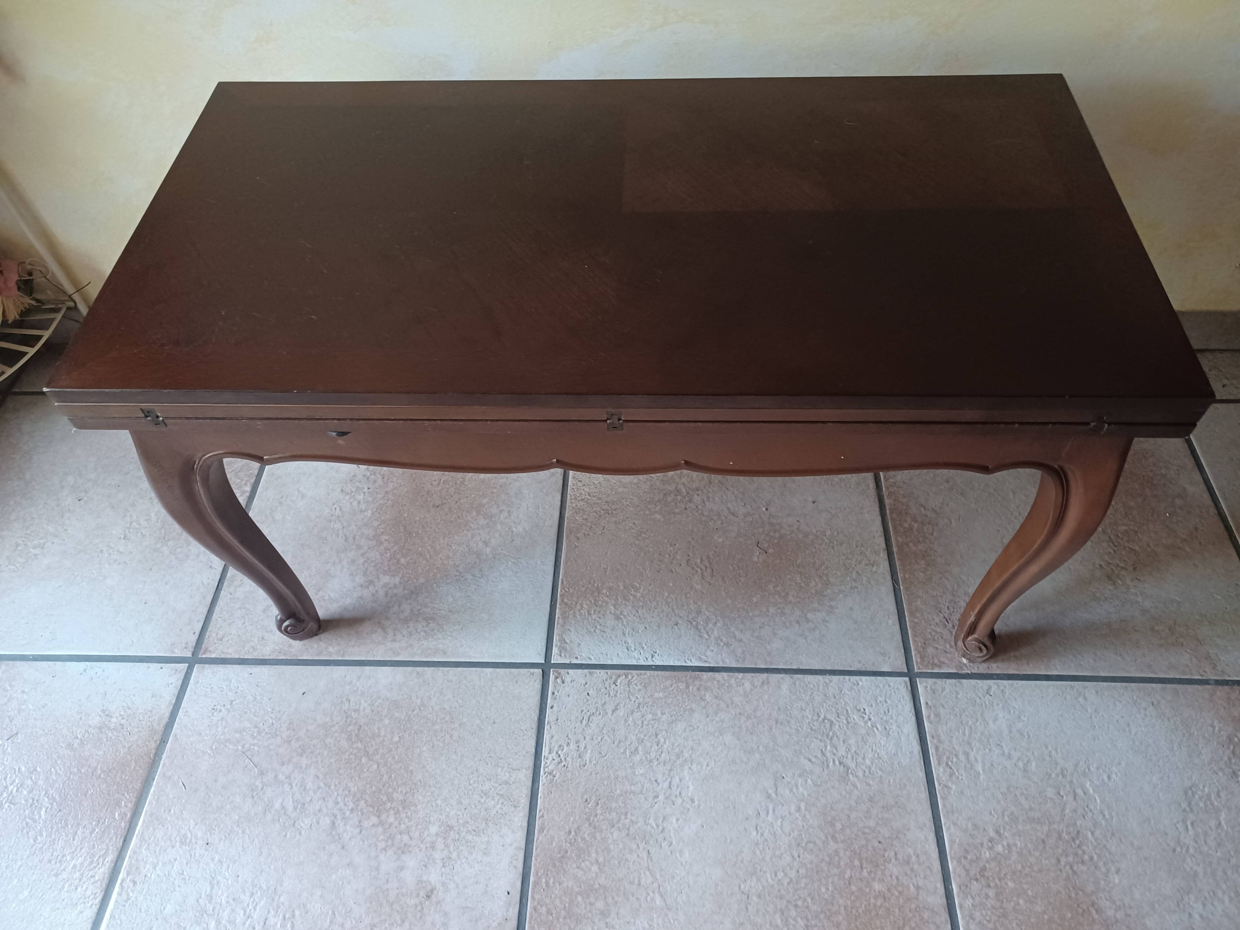 Table salon