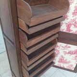 Standing man Louis XIII in oak