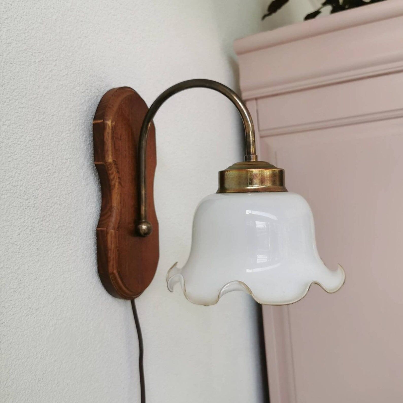 Vintage wall lamp with 70s glass cap