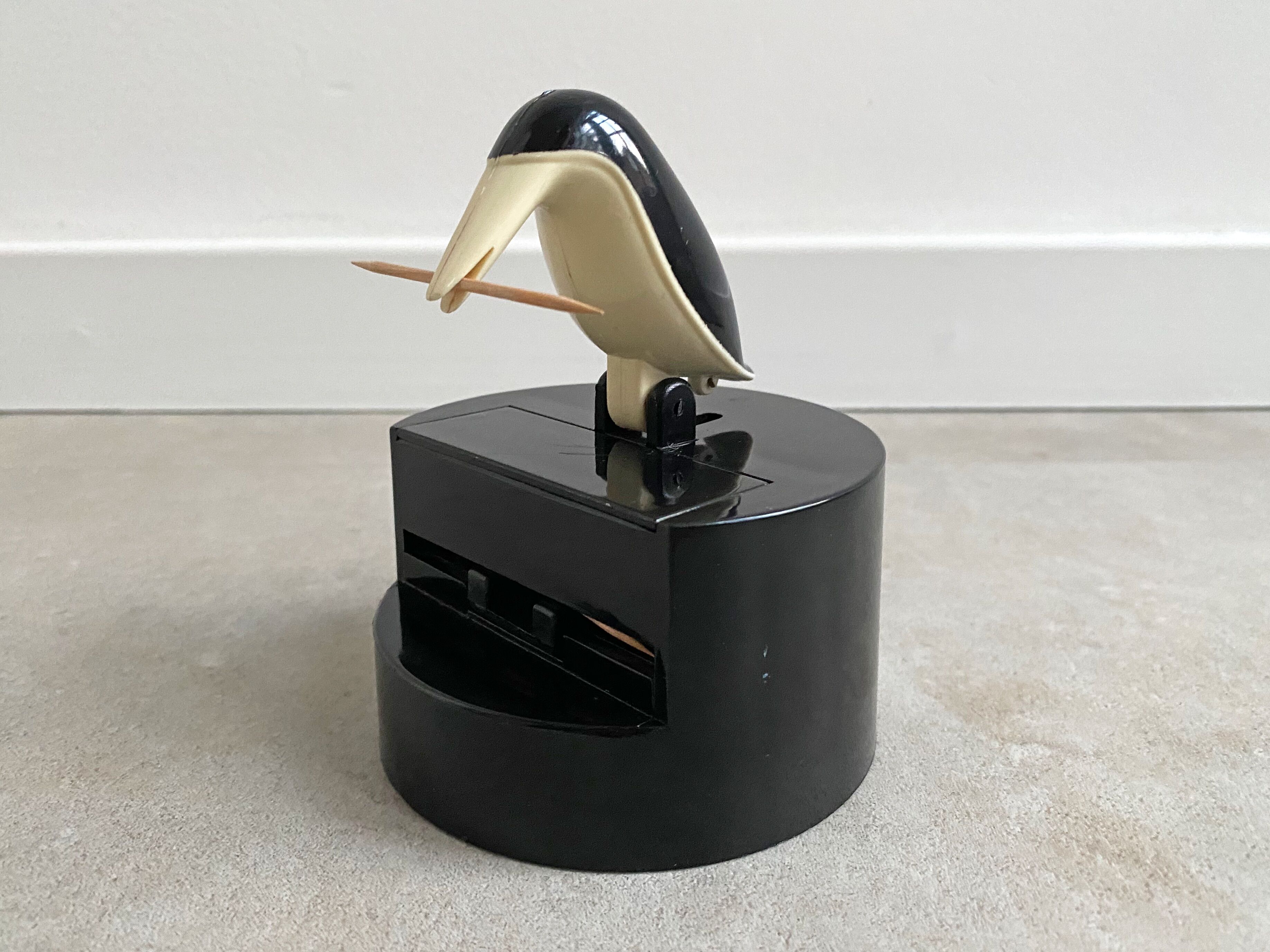 Vintage bird / penguin toothpick dispenser - Cheerful tableware