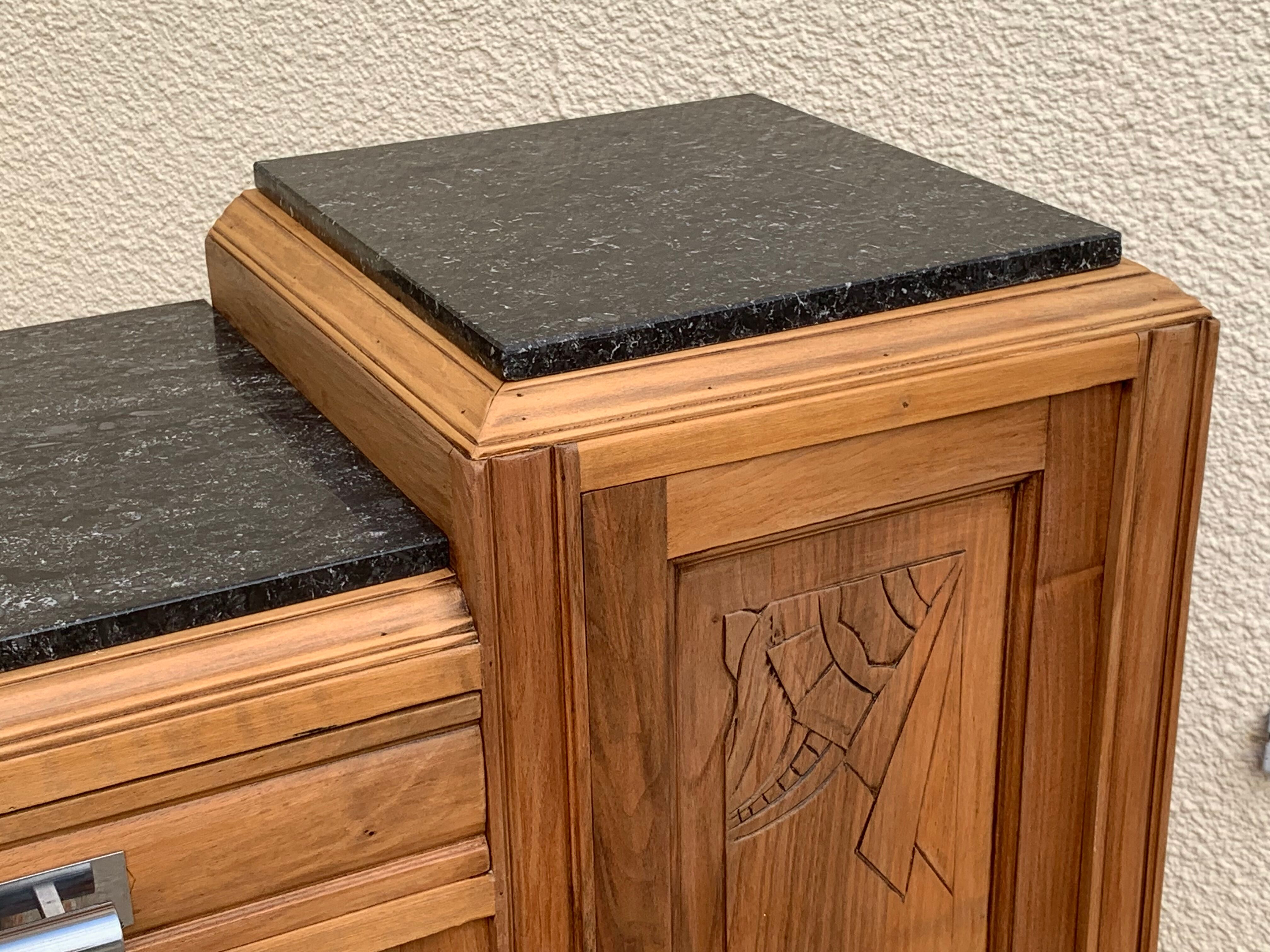 Parisian art deco buffet walnut brut massive 1920