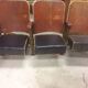 Suite de 3 anciens fauteuil de cinema