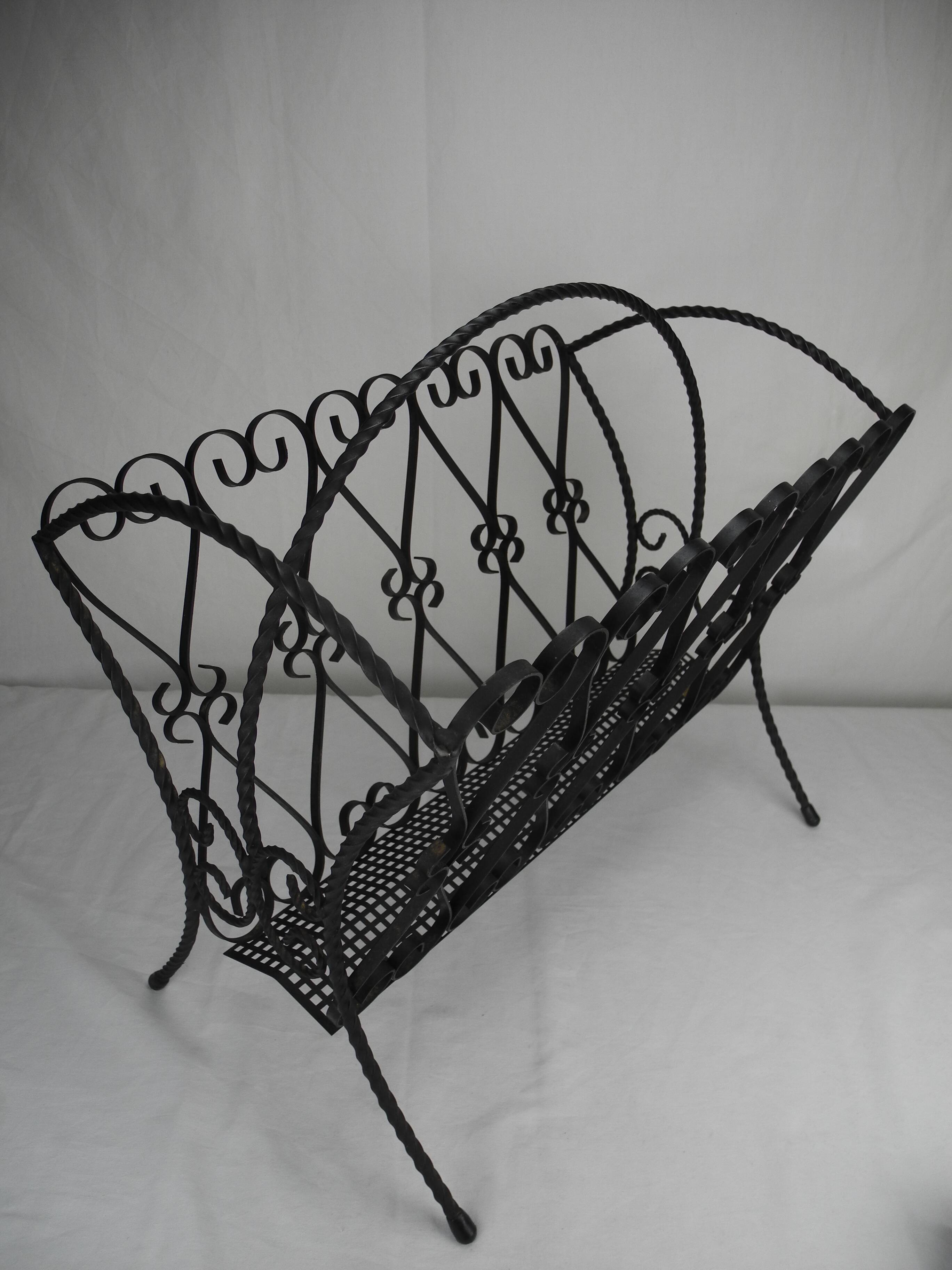 vintage wrought iron magazine rack Chaty Vallauris