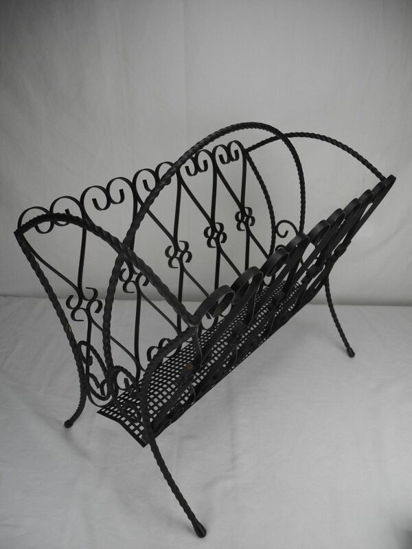 ancien porte revue fer forgé Chaty Vallauris vintage magazine rack