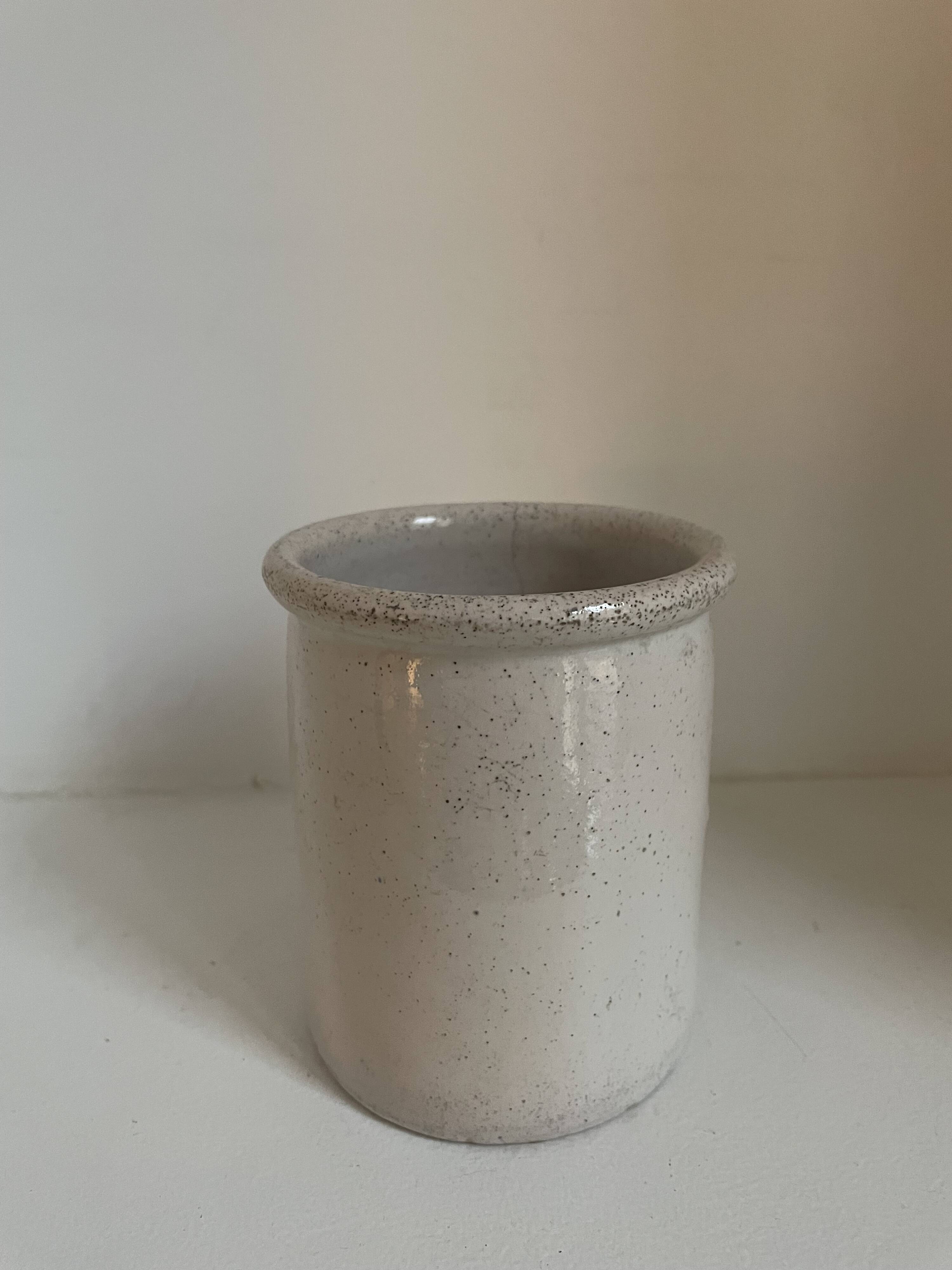 set of 13 decorative items