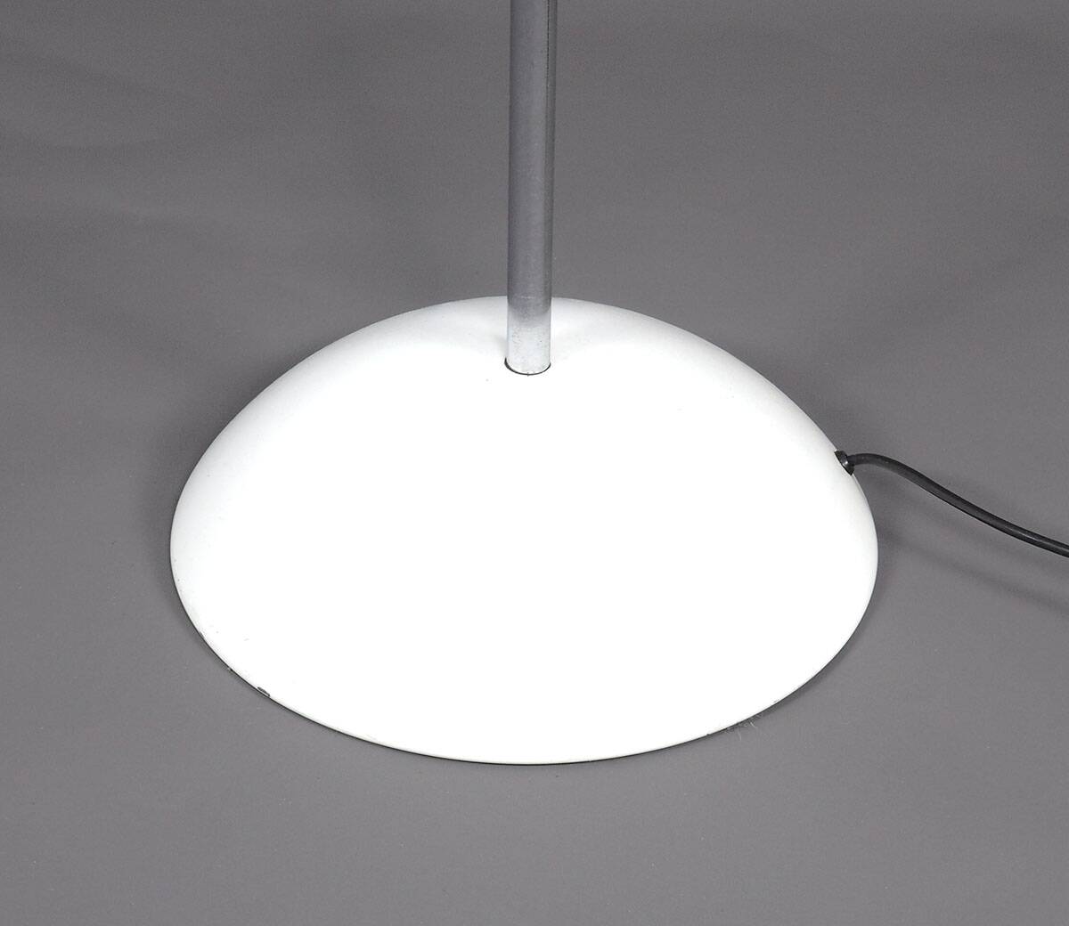 IGuzzini Baobab floor lamp white, Italy 1970s