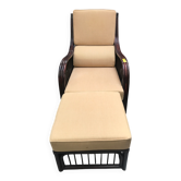 Fauteuil en rotin et repose-pieds