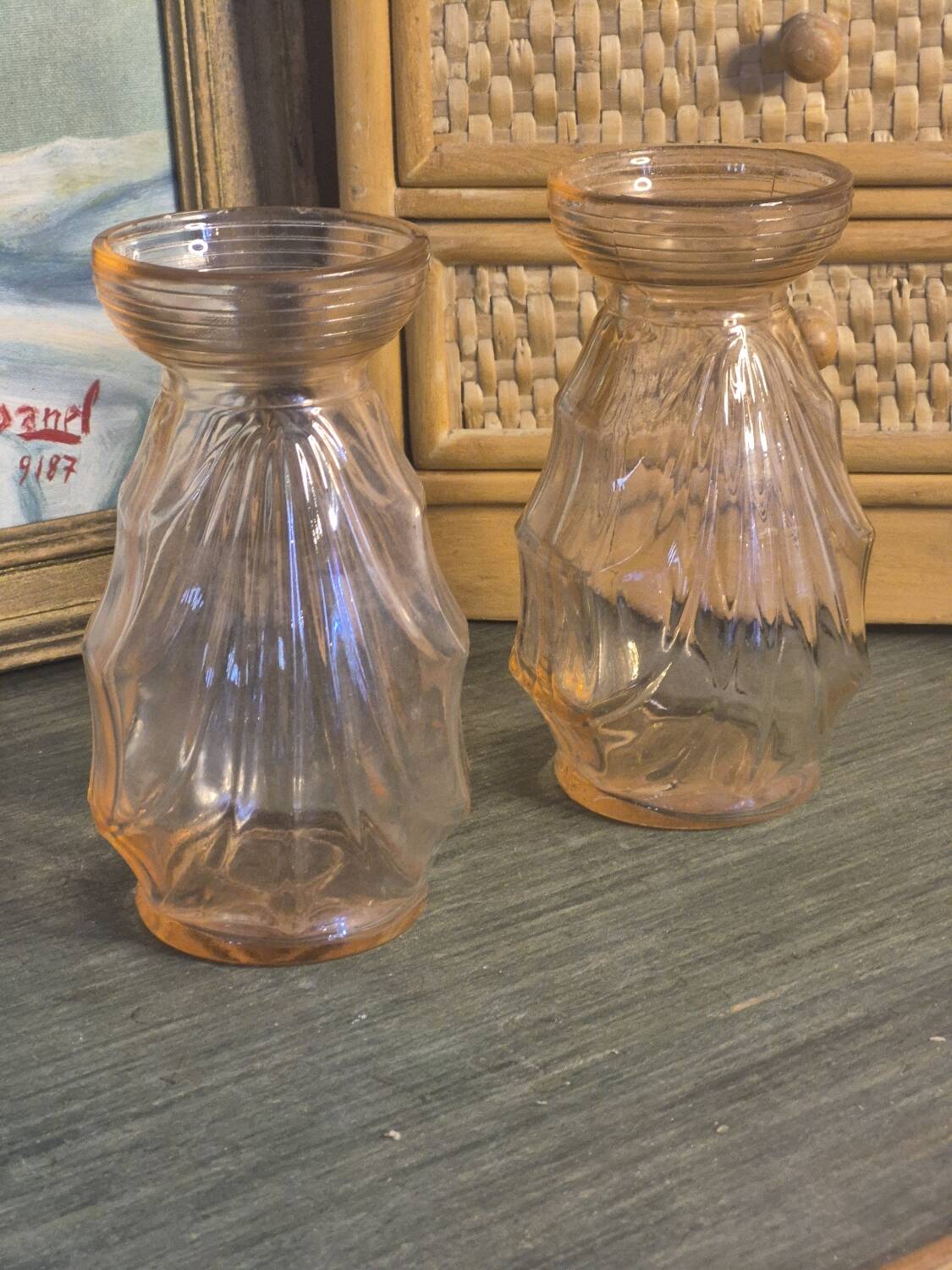 Bulb vases
