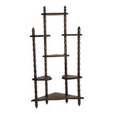 Corner shelf