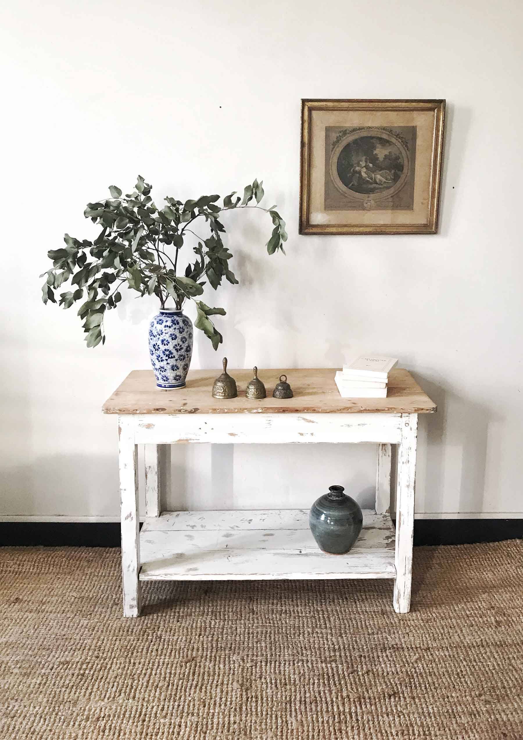 Shabby chic wooden console
