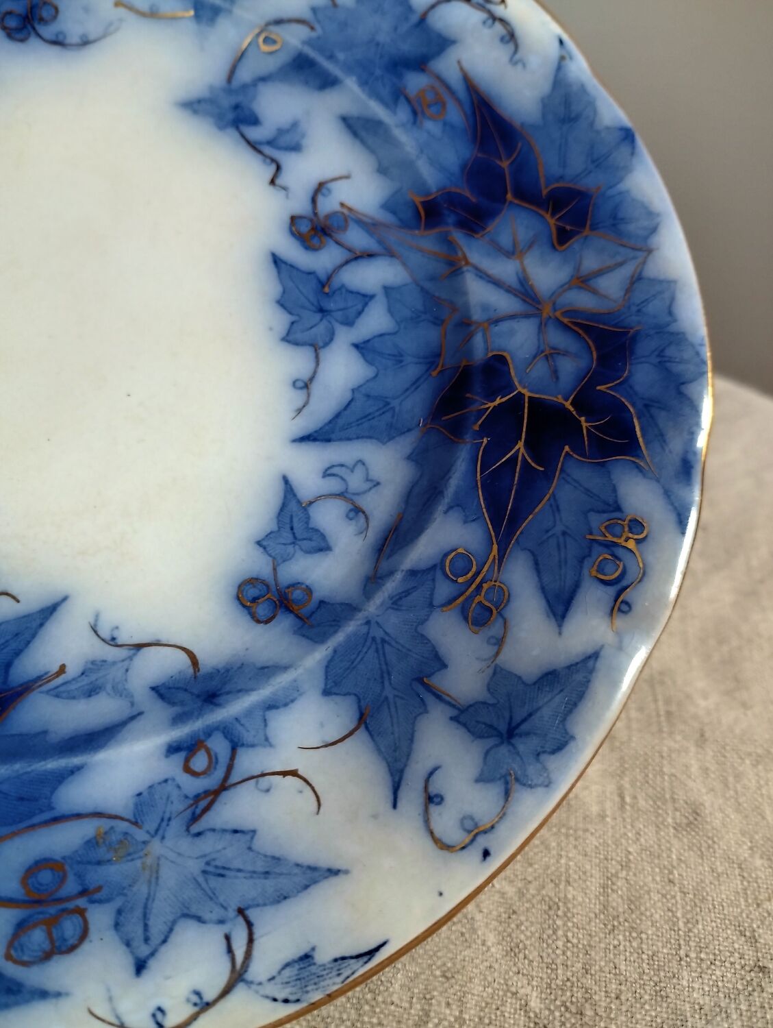 Set of 4 Bryonia model dessert plates from Sarreguemines U&C, between 1880 and 1900