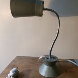 Articulated workshop lamp